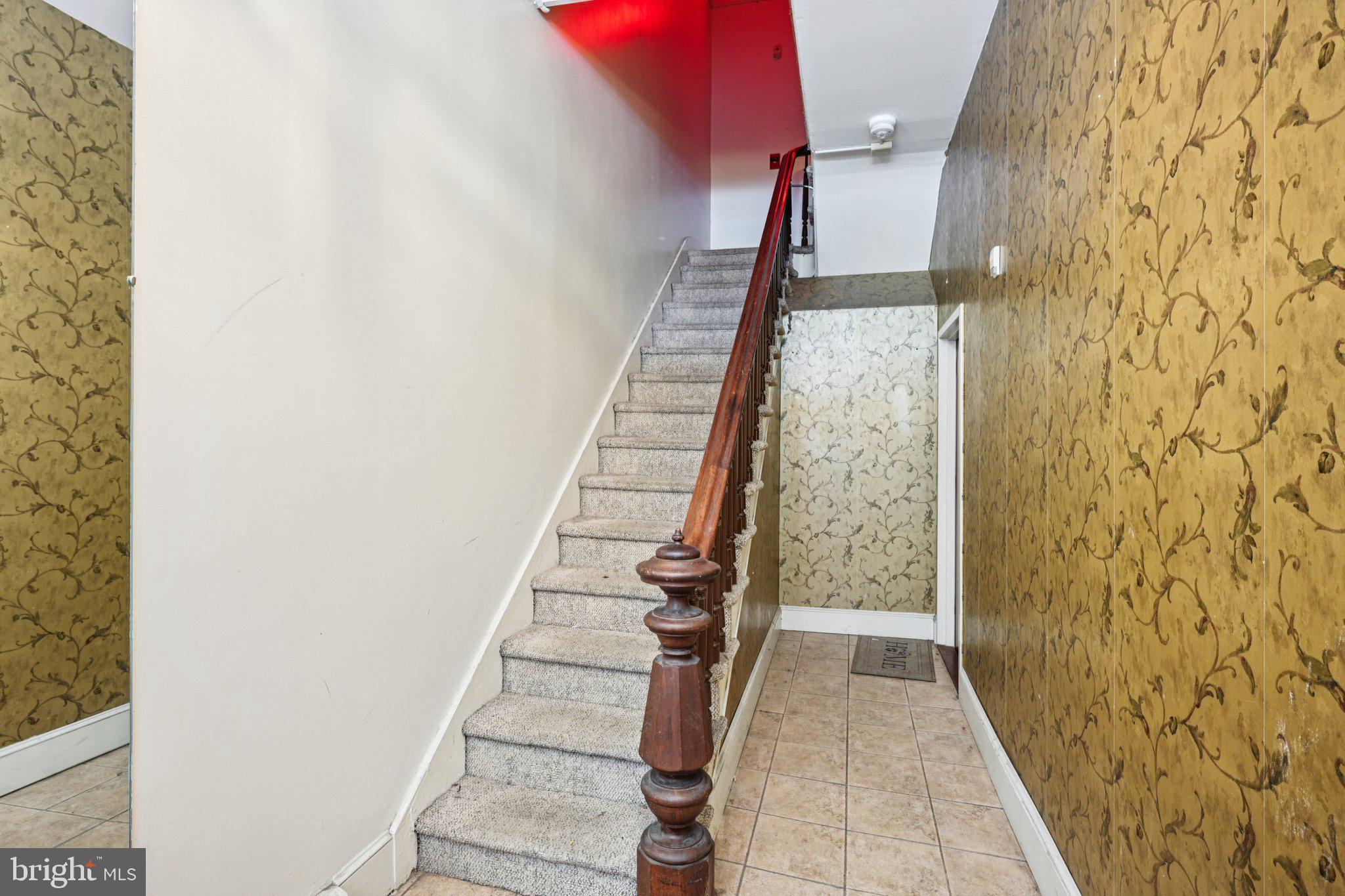 713 WASHINGTON STREET