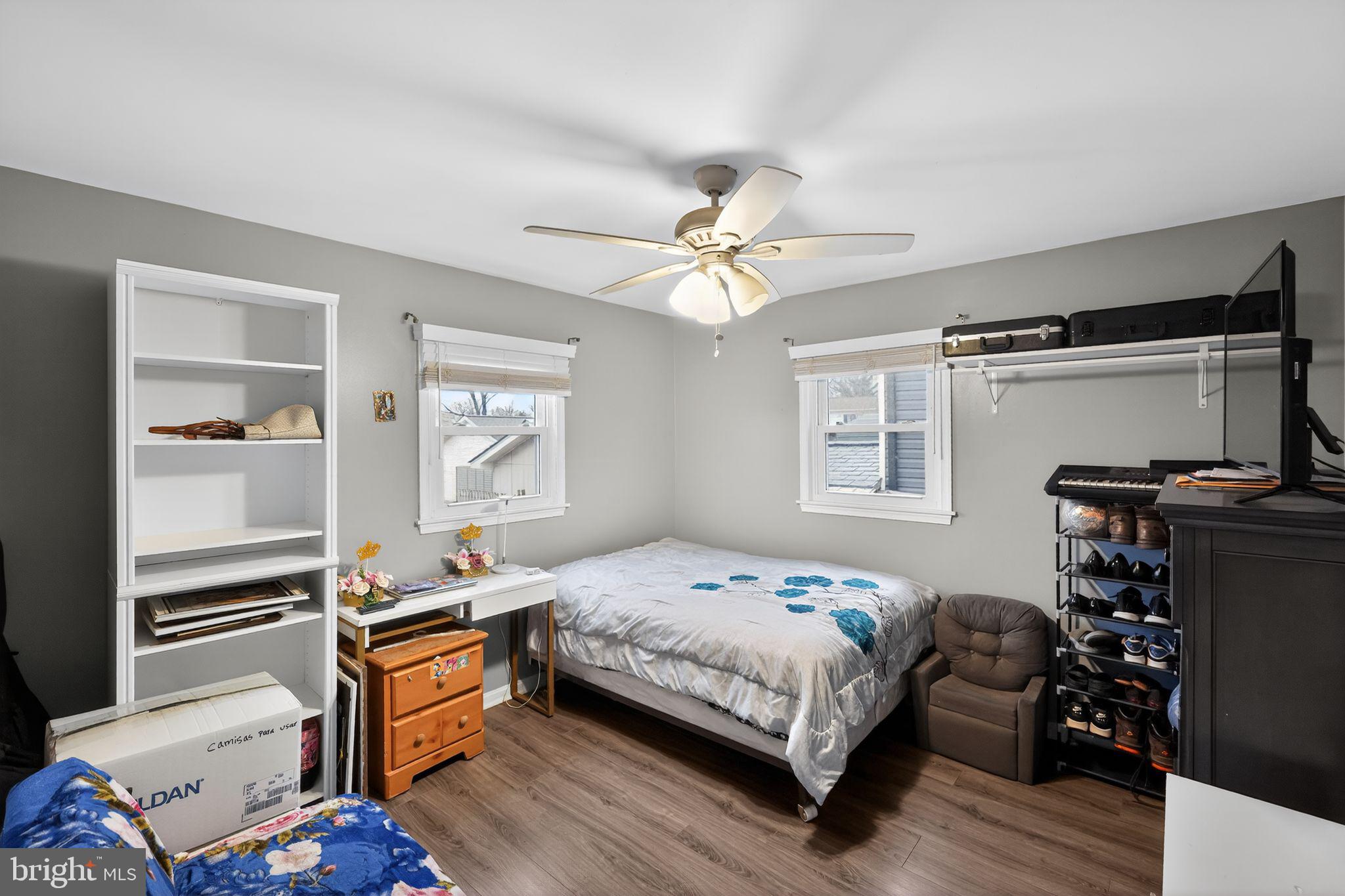 COLUMBIA HIGHLANDS - Residential