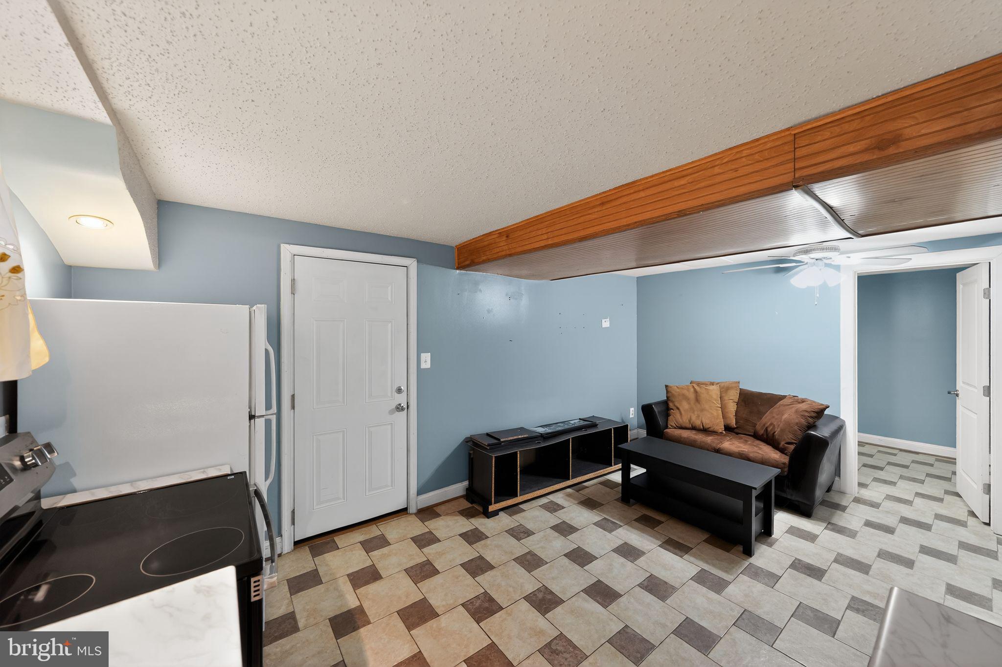 COLUMBIA HIGHLANDS - Residential