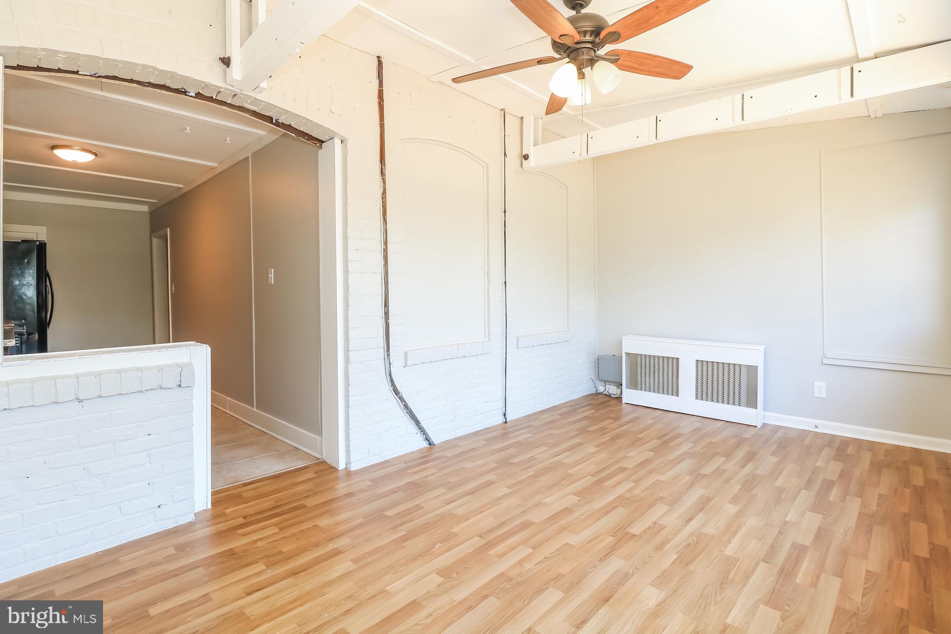 HAWTHORNE - Residential Lease