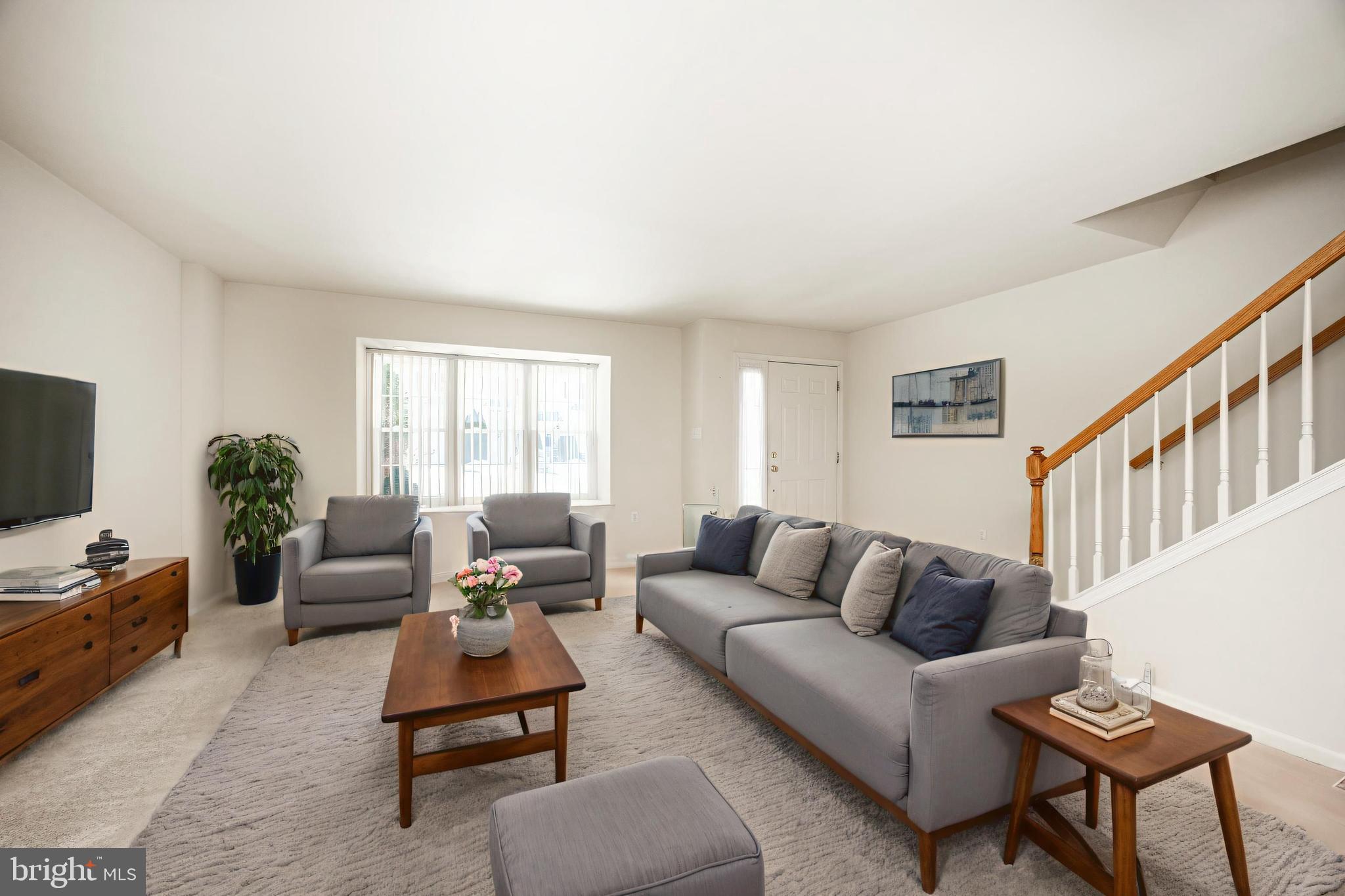 222 SPRING VALLEY WAY