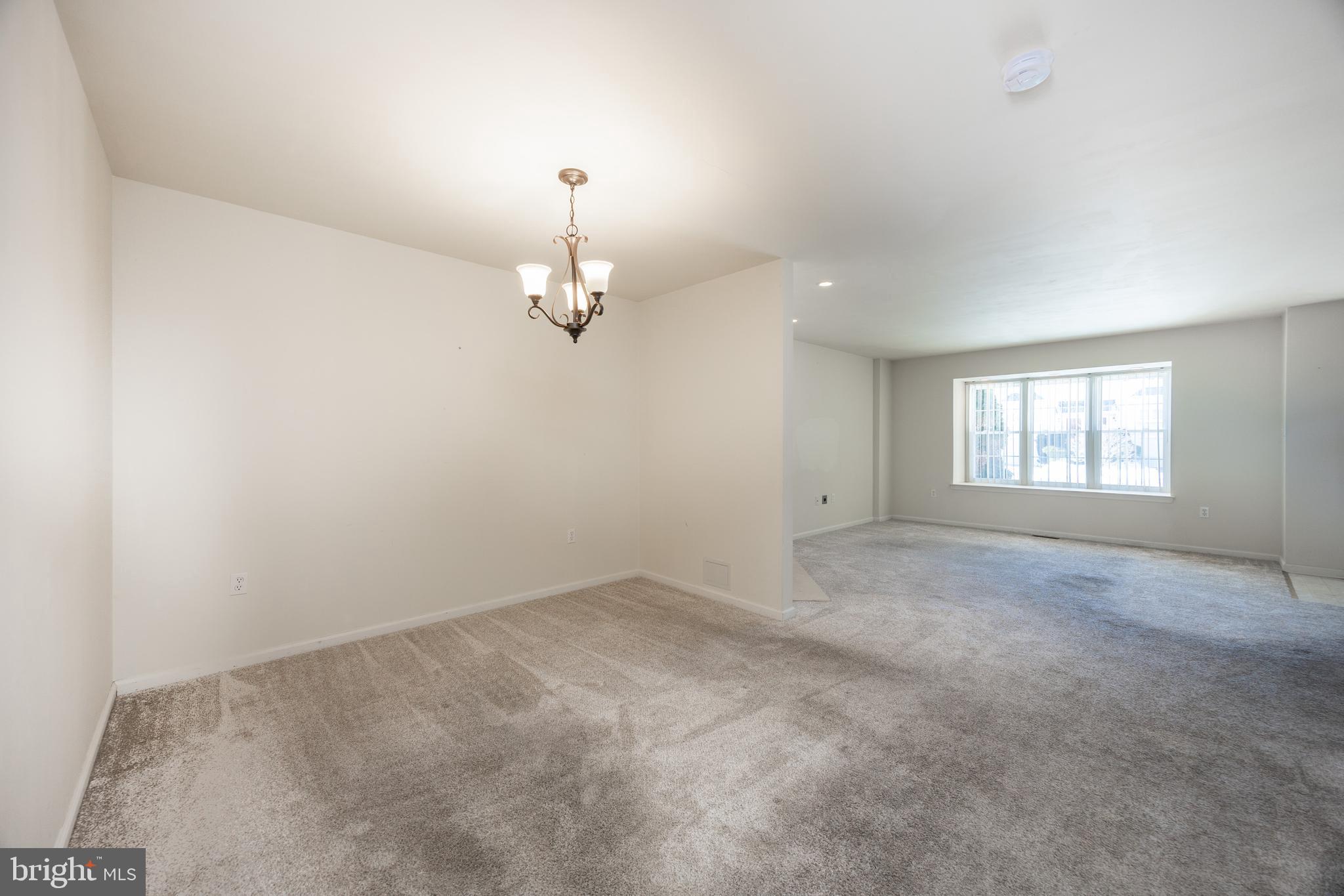 SPRING VALLEY - Residential