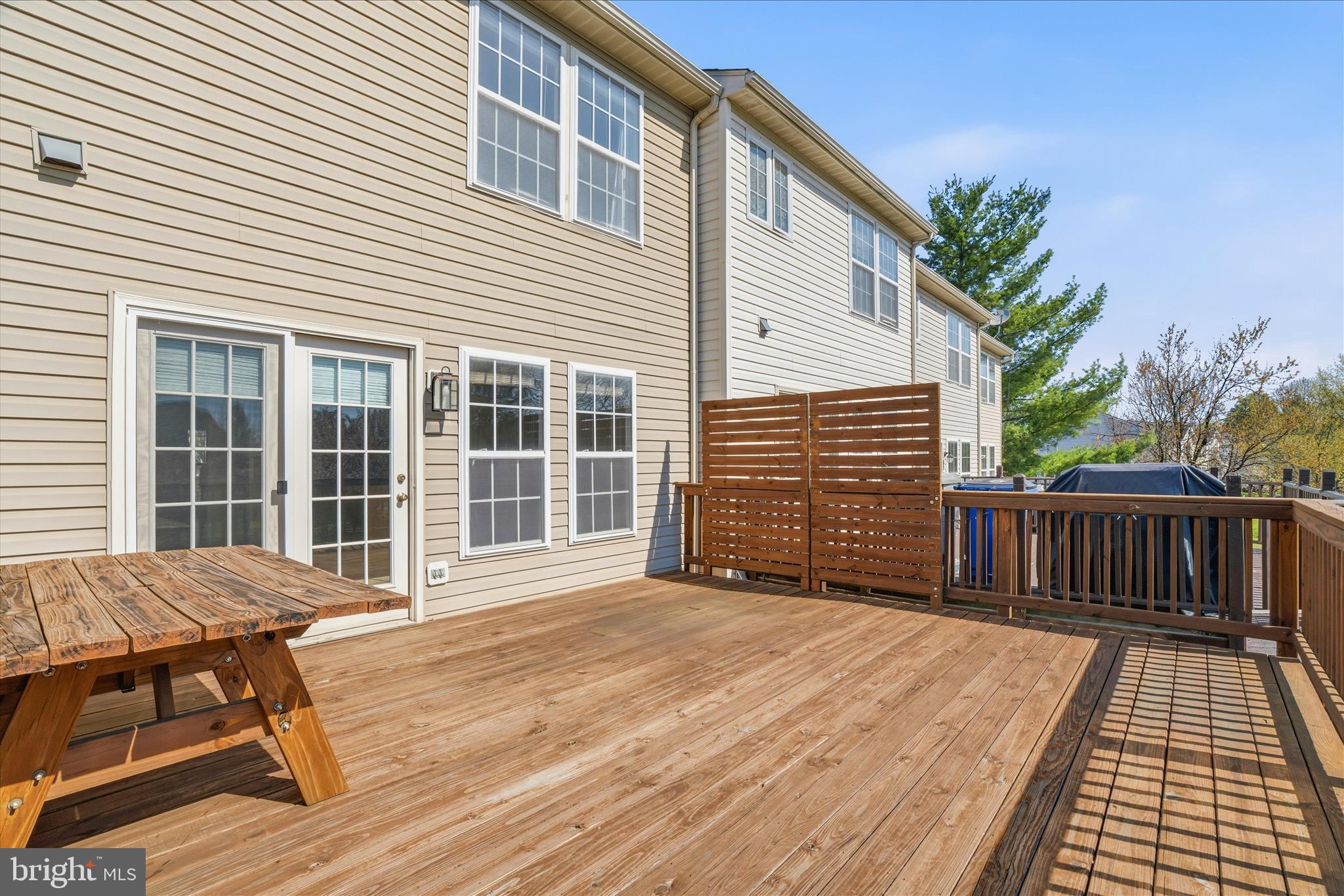 WELLINGTON TRACE - Residential