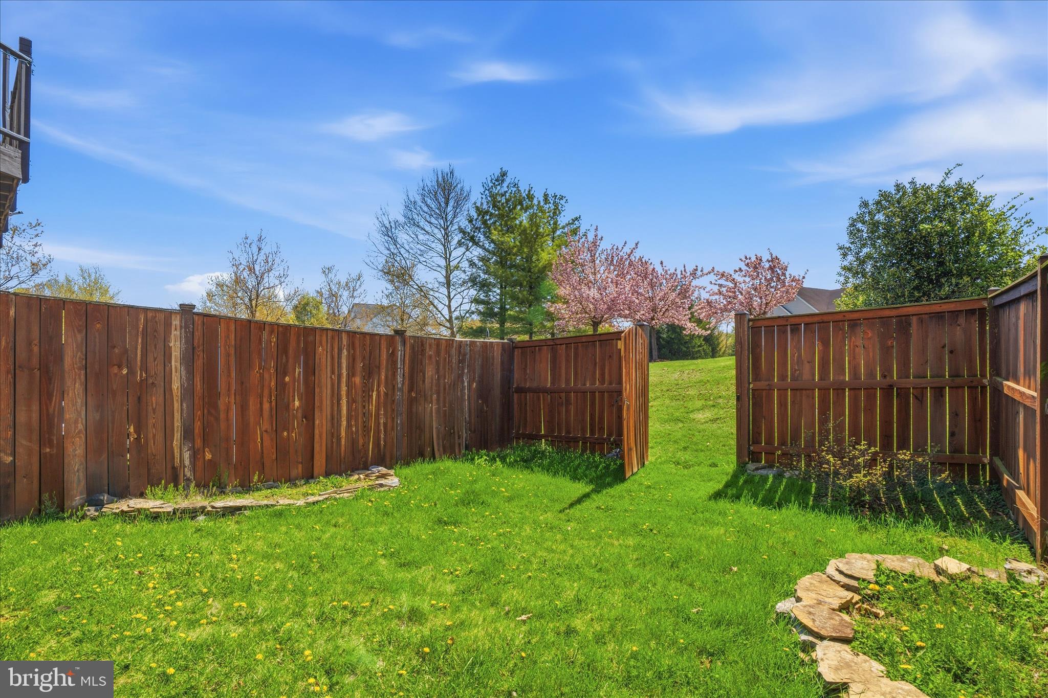 WELLINGTON TRACE - Residential