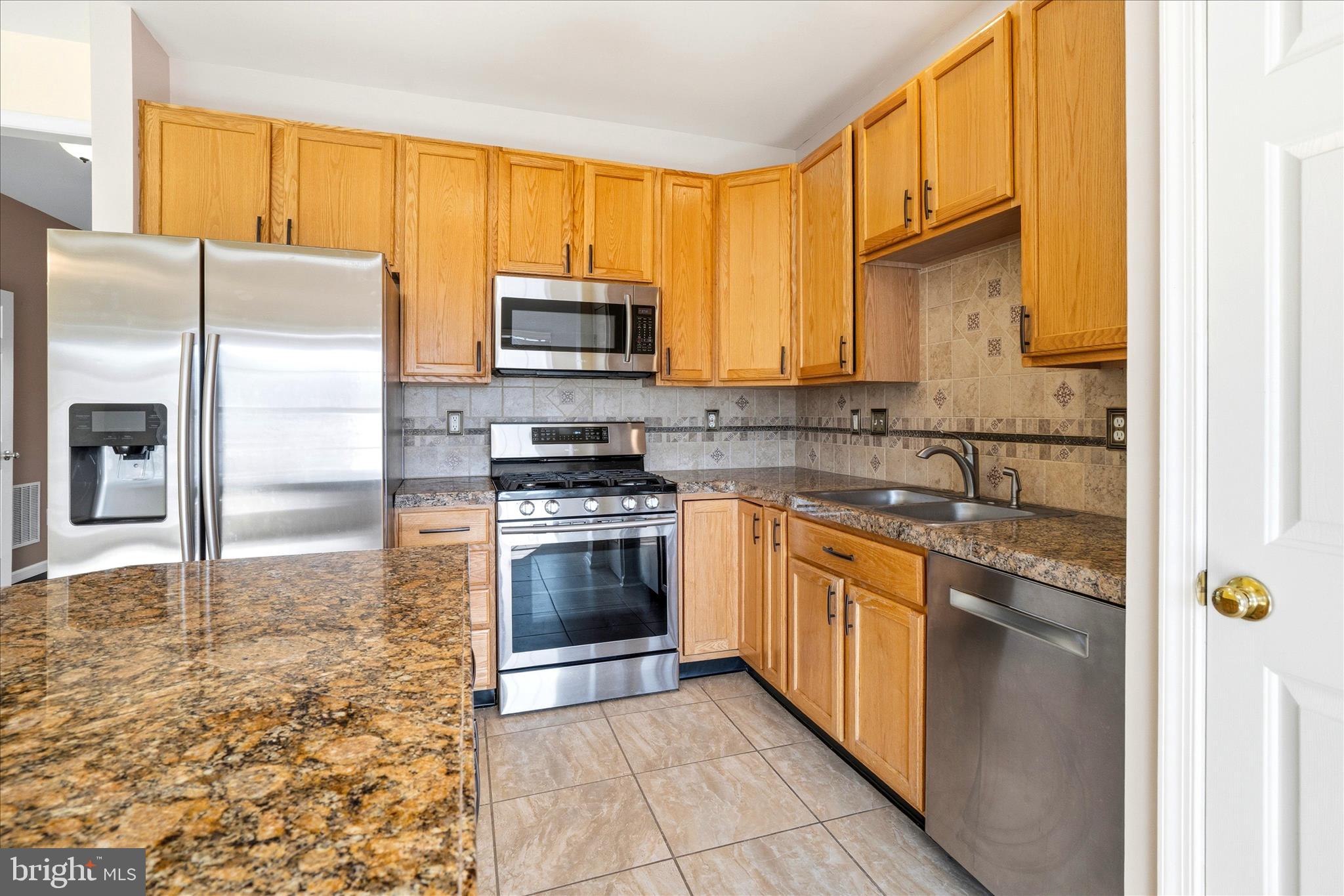 WELLINGTON TRACE - Residential