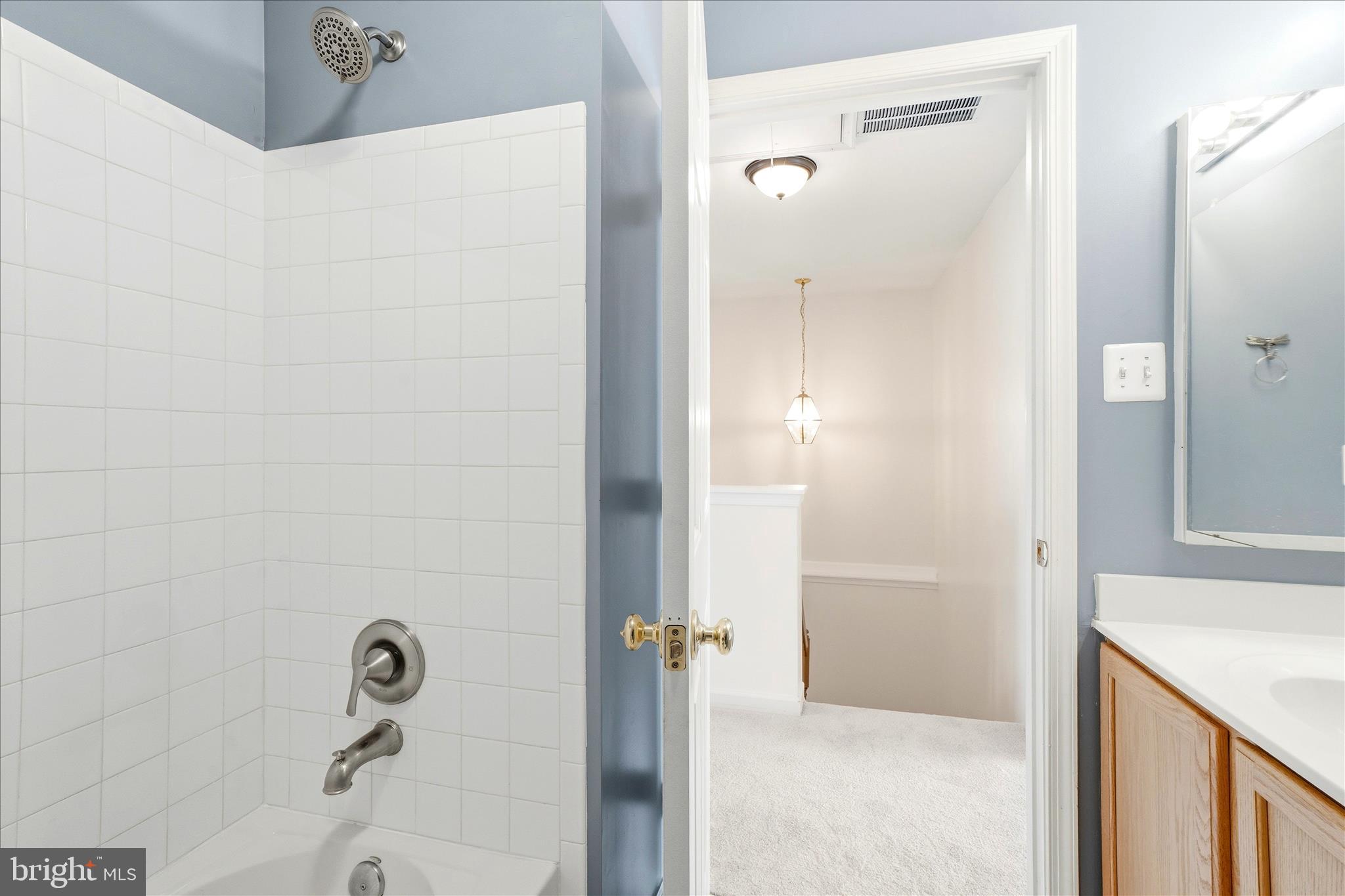 WELLINGTON TRACE - Residential