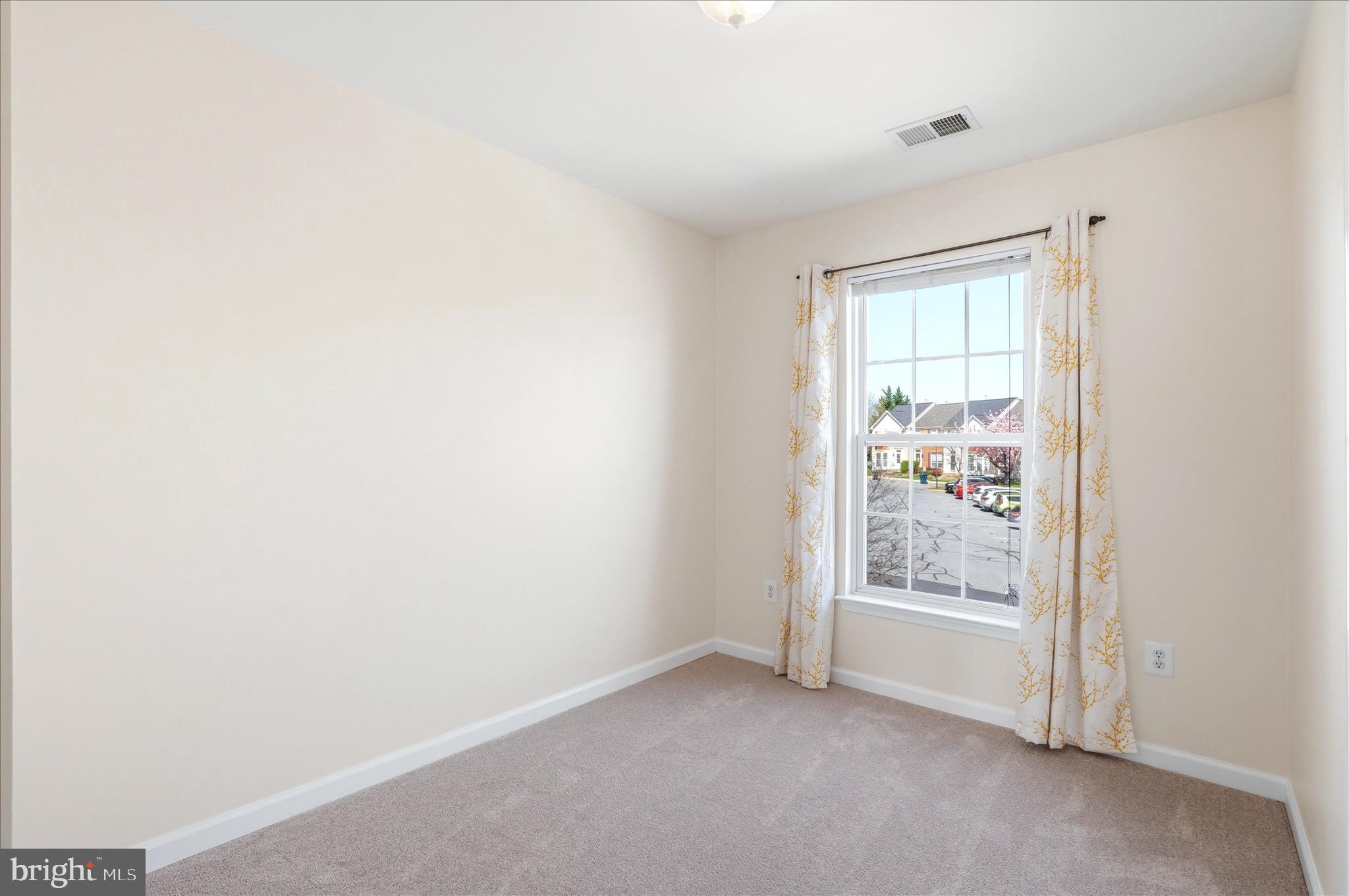 WELLINGTON TRACE - Residential