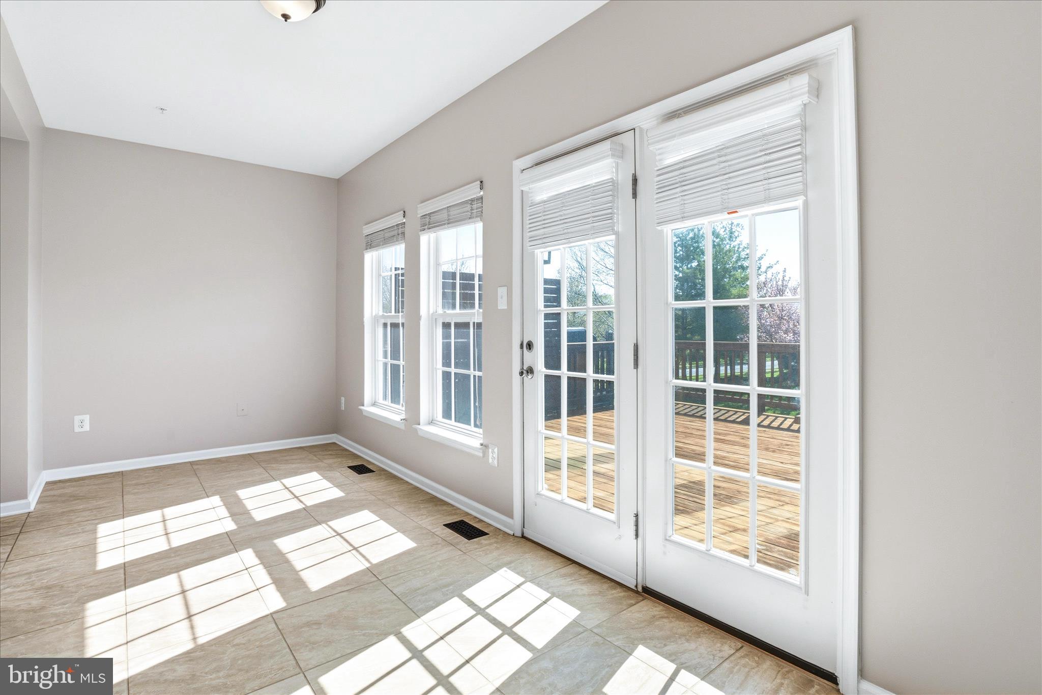 WELLINGTON TRACE - Residential