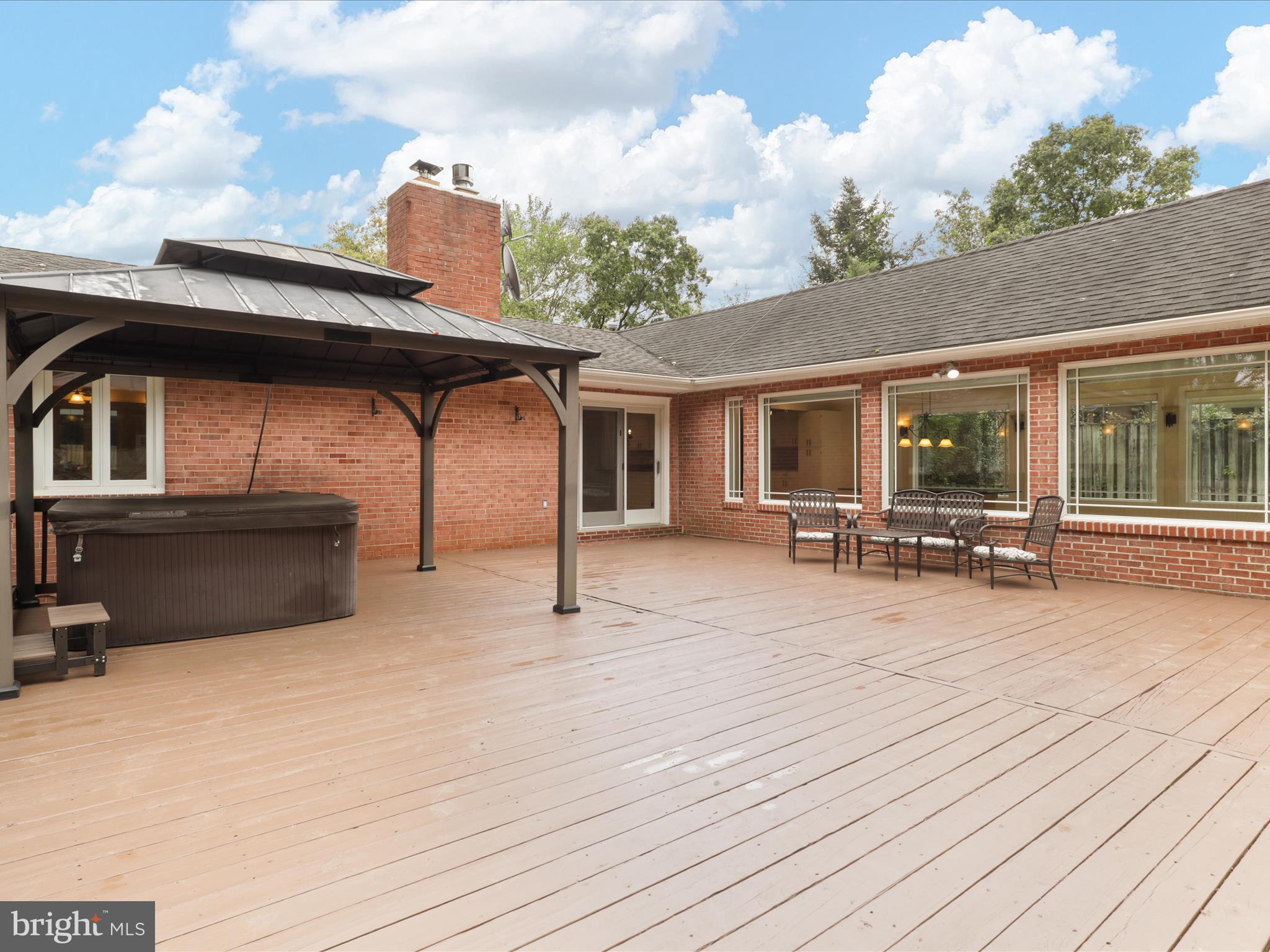 ENGLANDBORO - Residential Lease