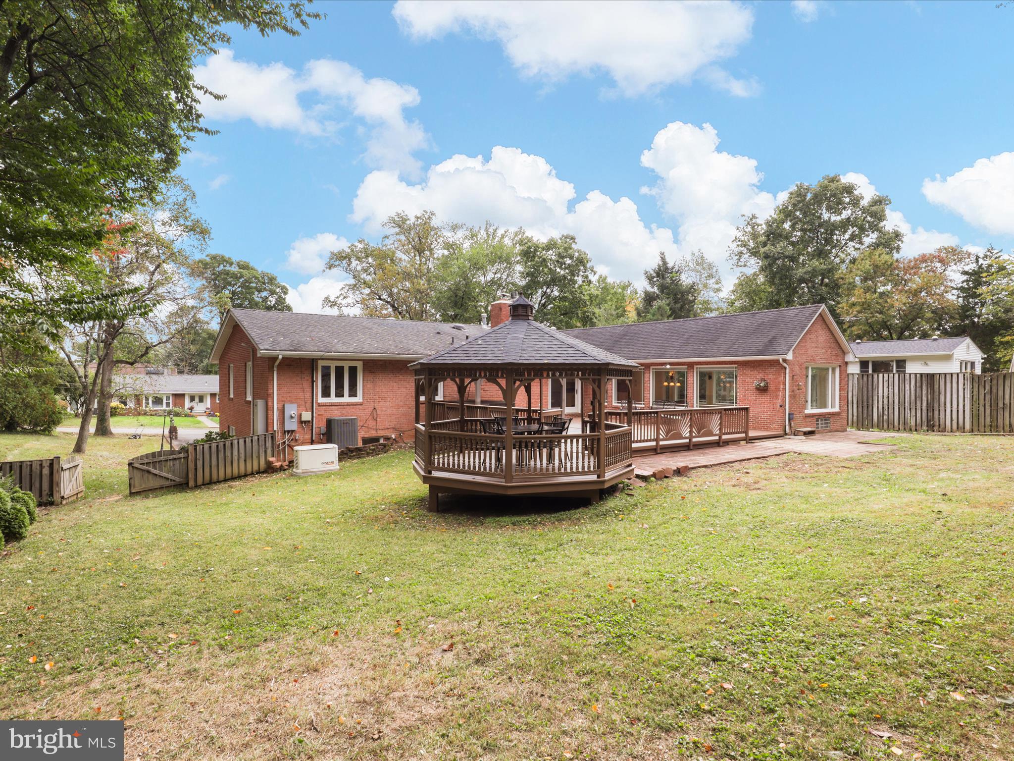 ENGLANDBORO - Residential Lease