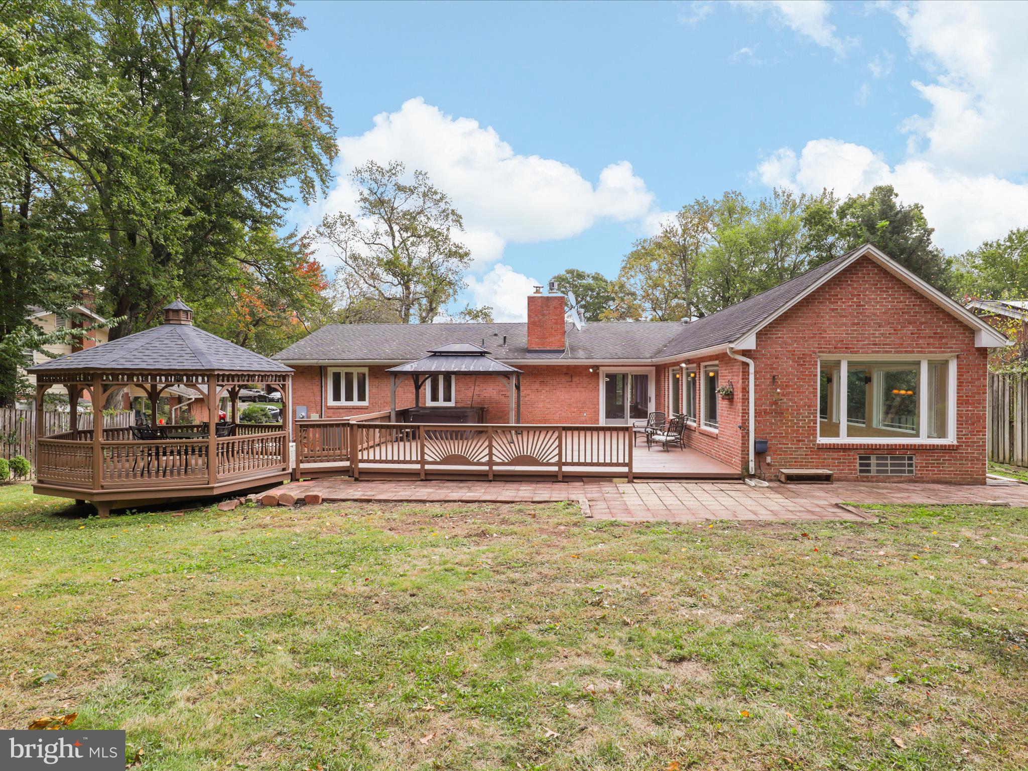 ENGLANDBORO - Residential Lease