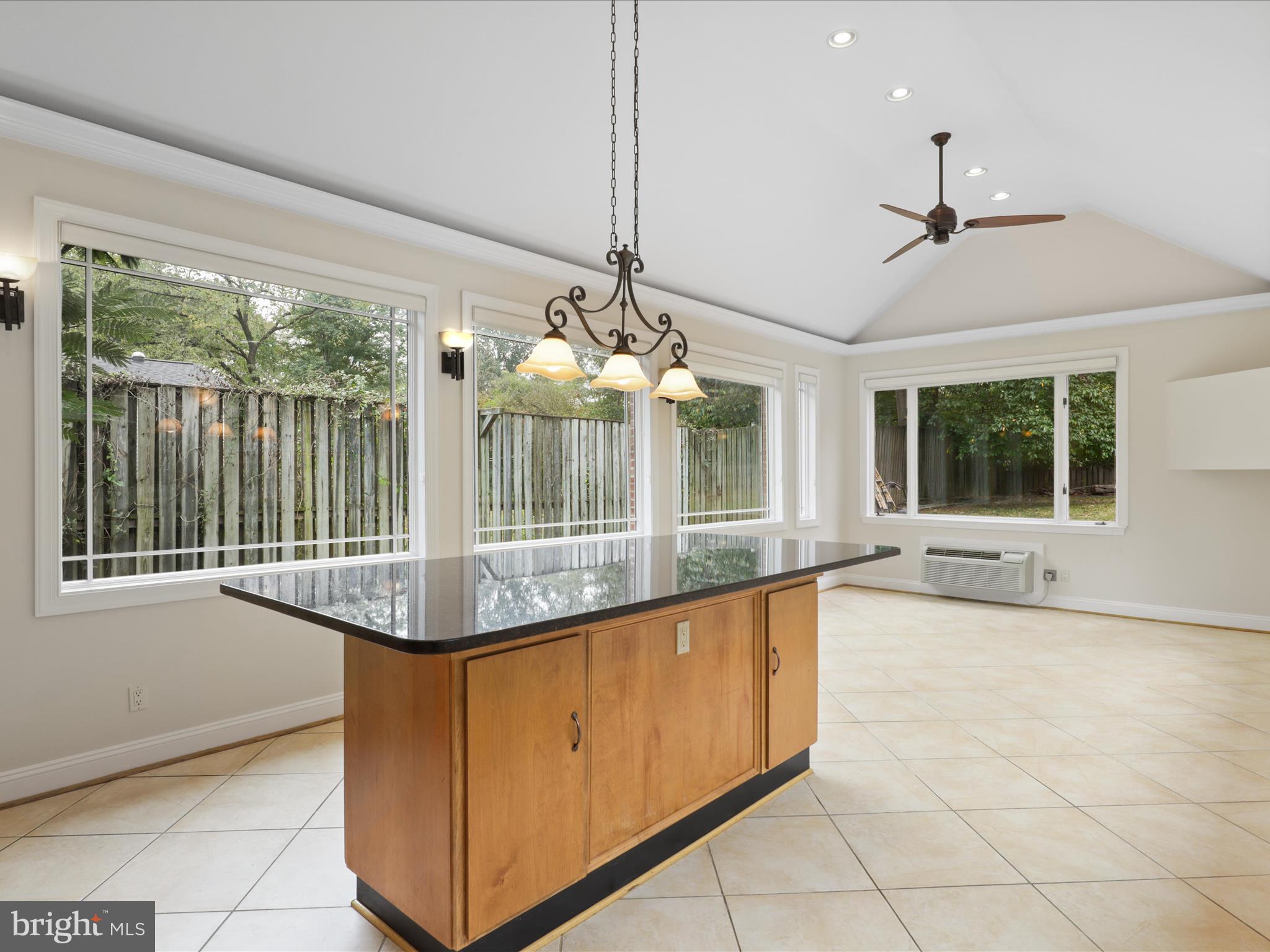 ENGLANDBORO - Residential Lease