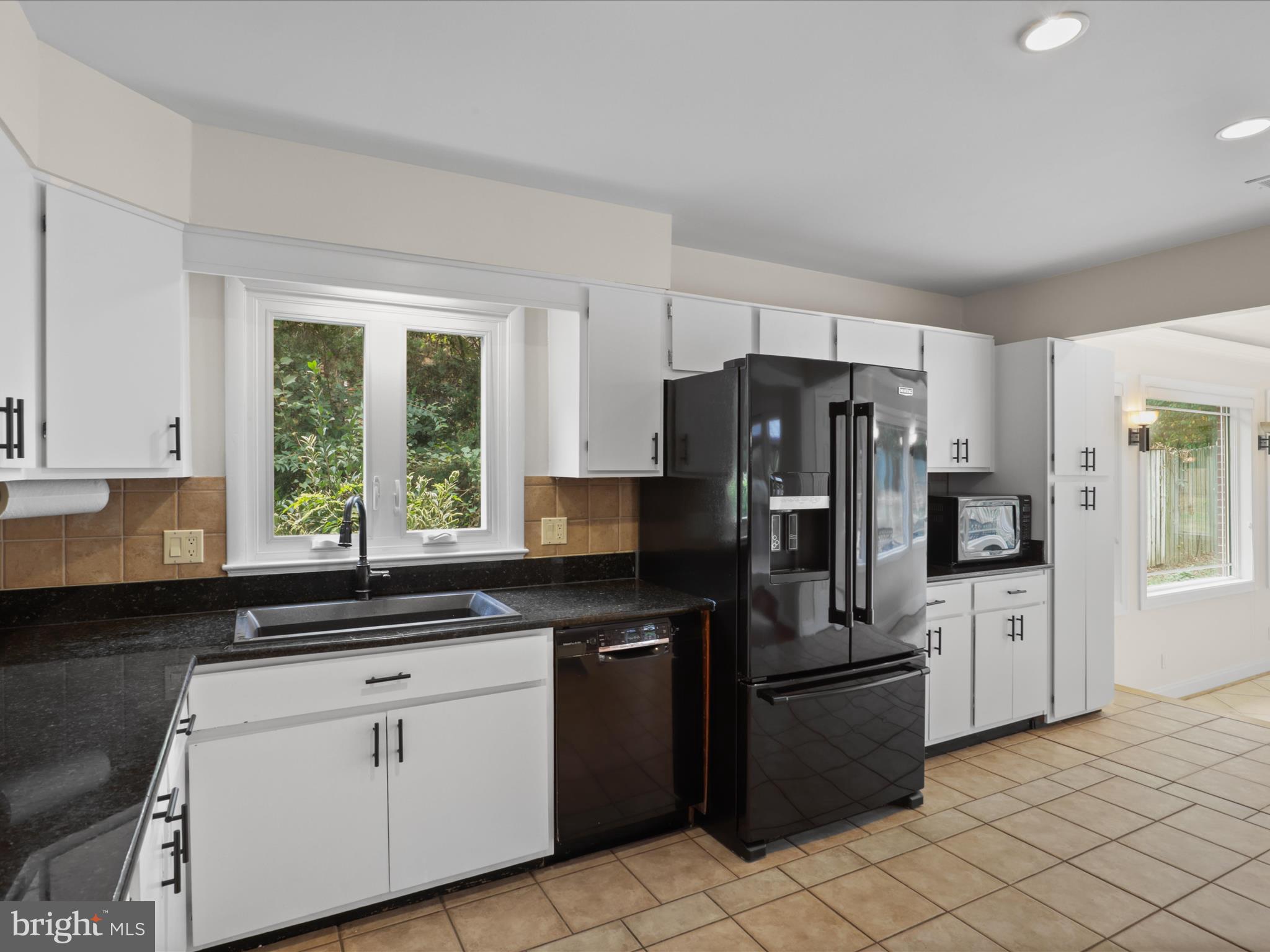 ENGLANDBORO - Residential Lease