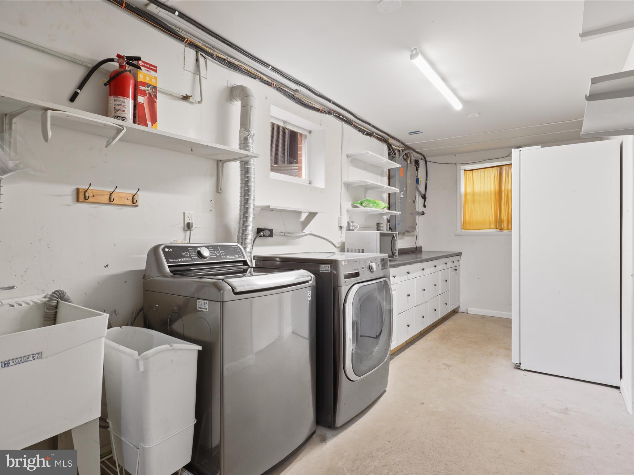 ENGLANDBORO - Residential Lease