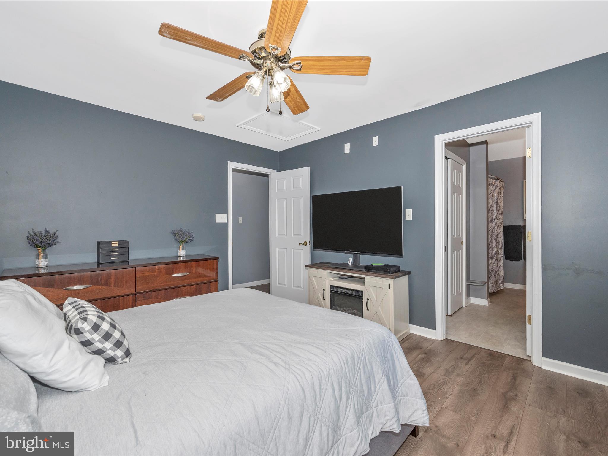 HARVEST GLEN - Residential