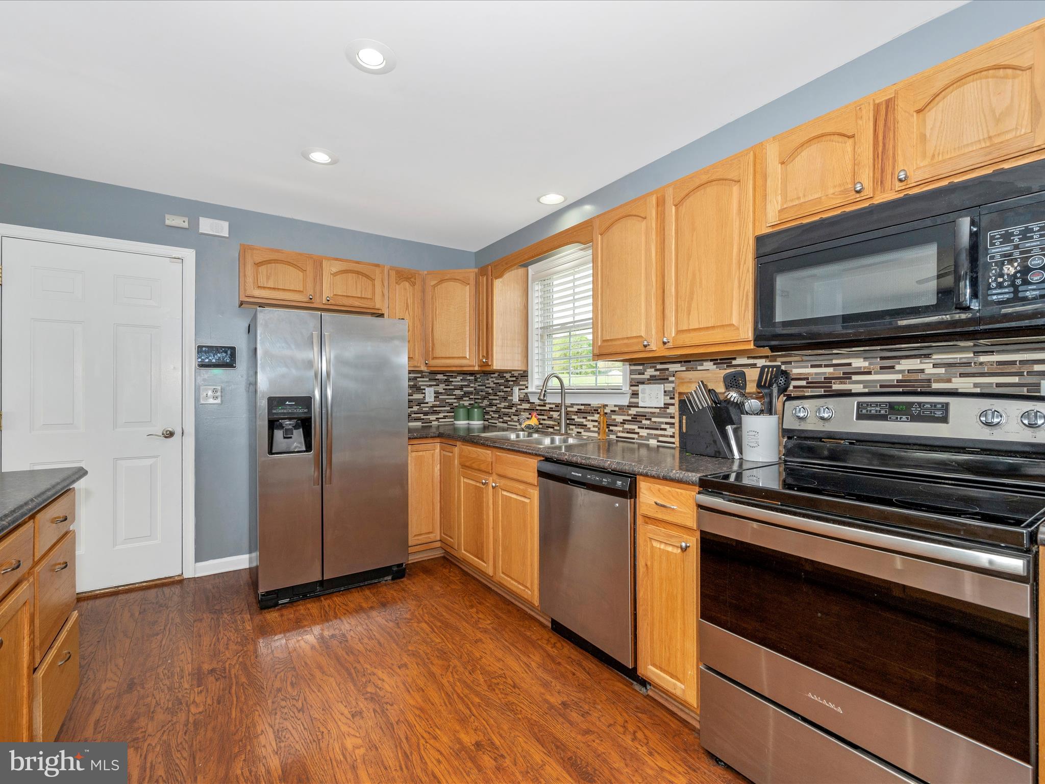 HARVEST GLEN - Residential