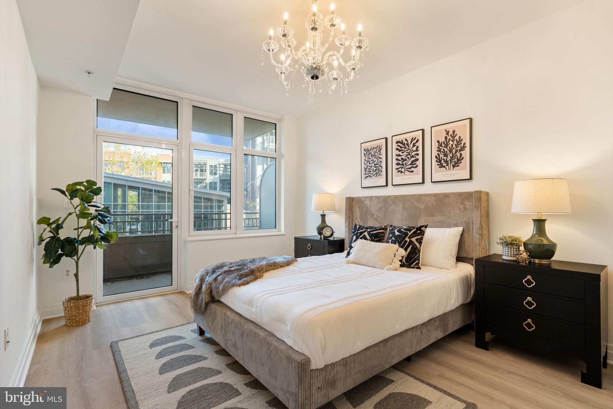 ONE PARK CREST CONDOMINIUM - Residential