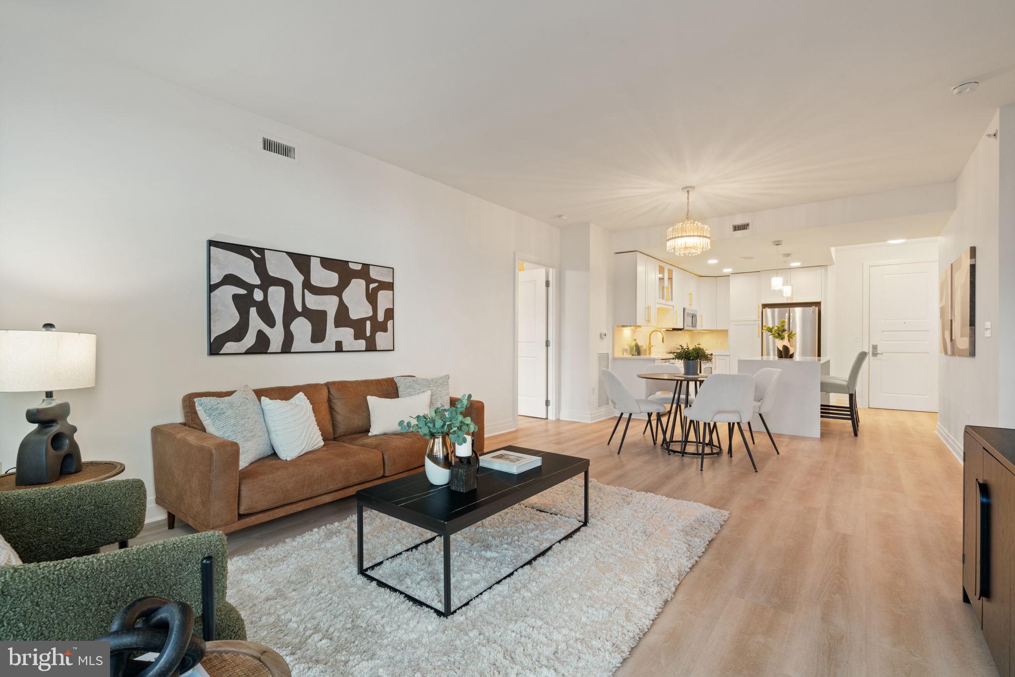 ONE PARK CREST CONDOMINIUM - Residential