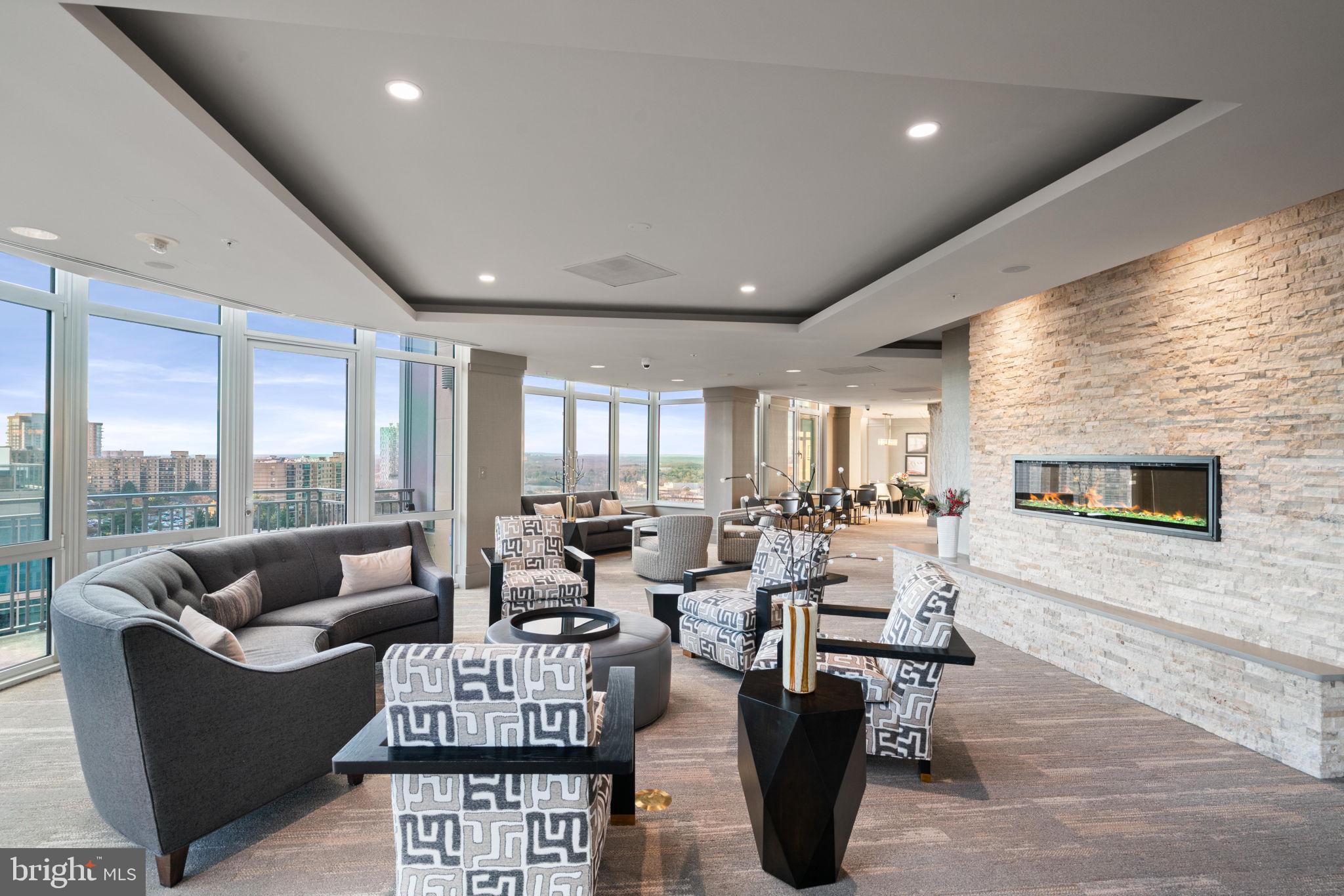 ONE PARK CREST CONDOMINIUM - Residential