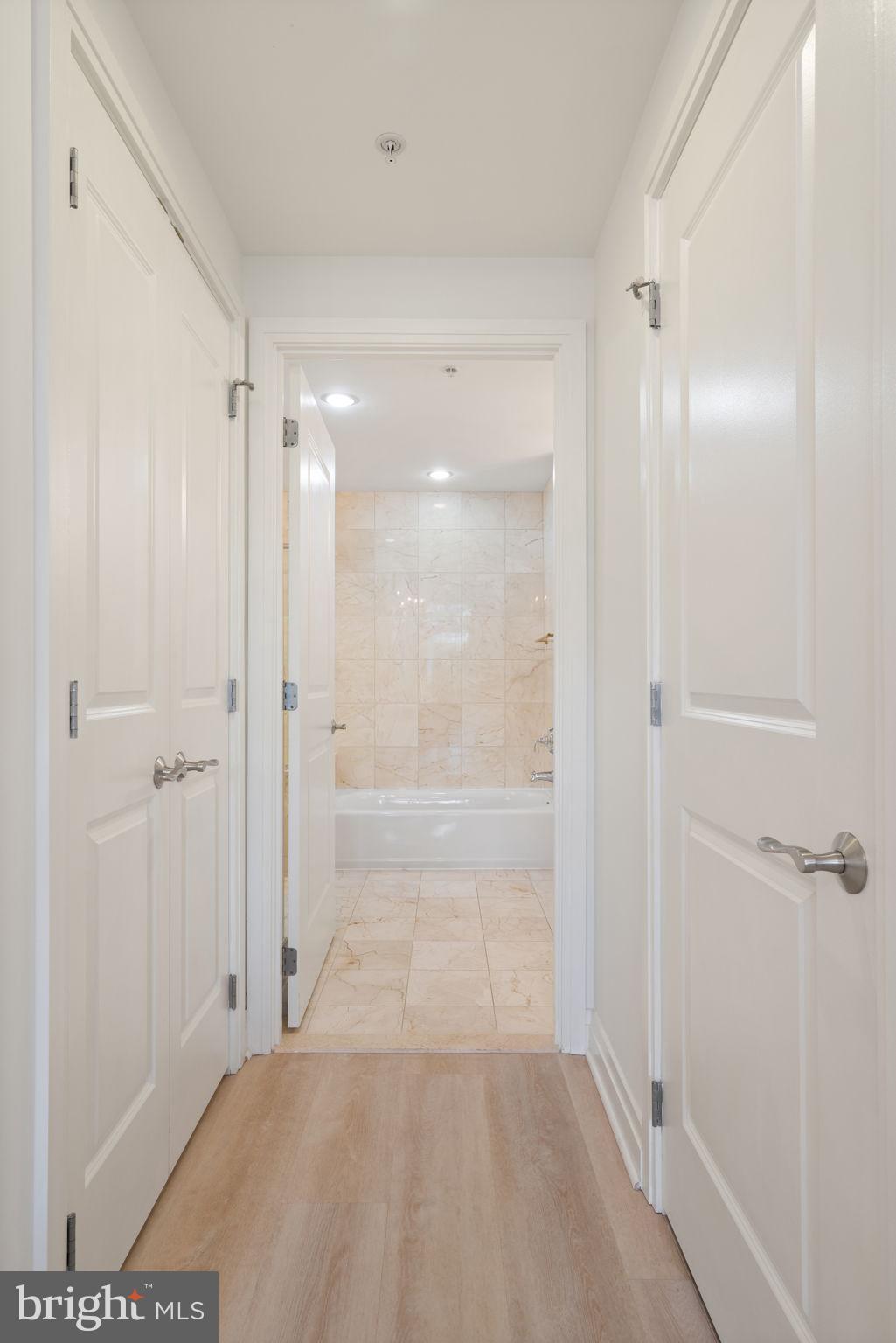 ONE PARK CREST CONDOMINIUM - Residential