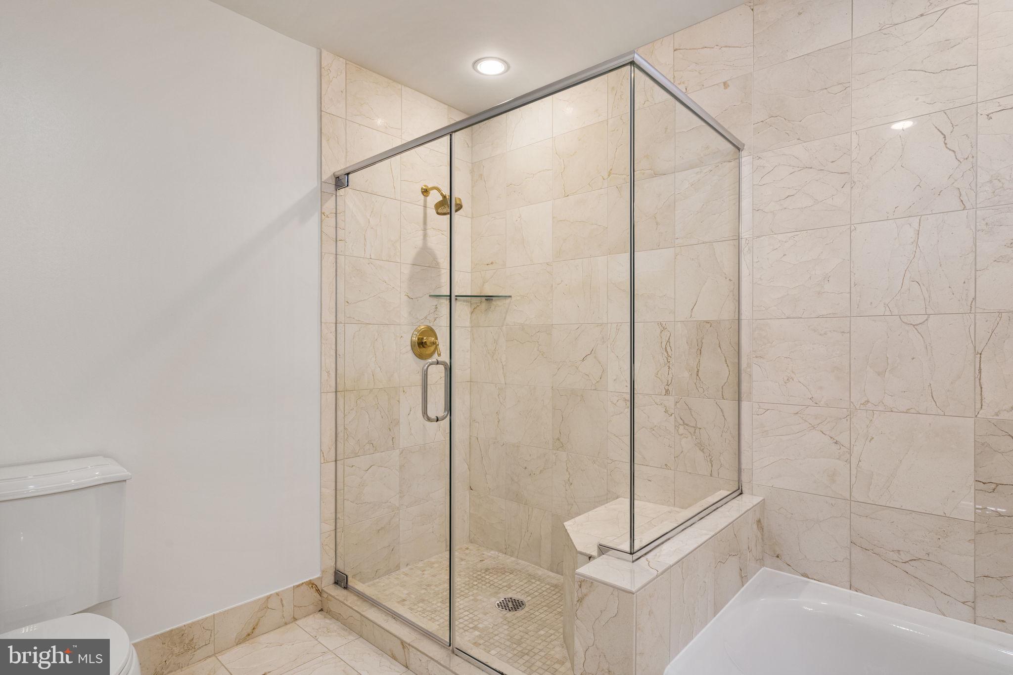 ONE PARK CREST CONDOMINIUM - Residential