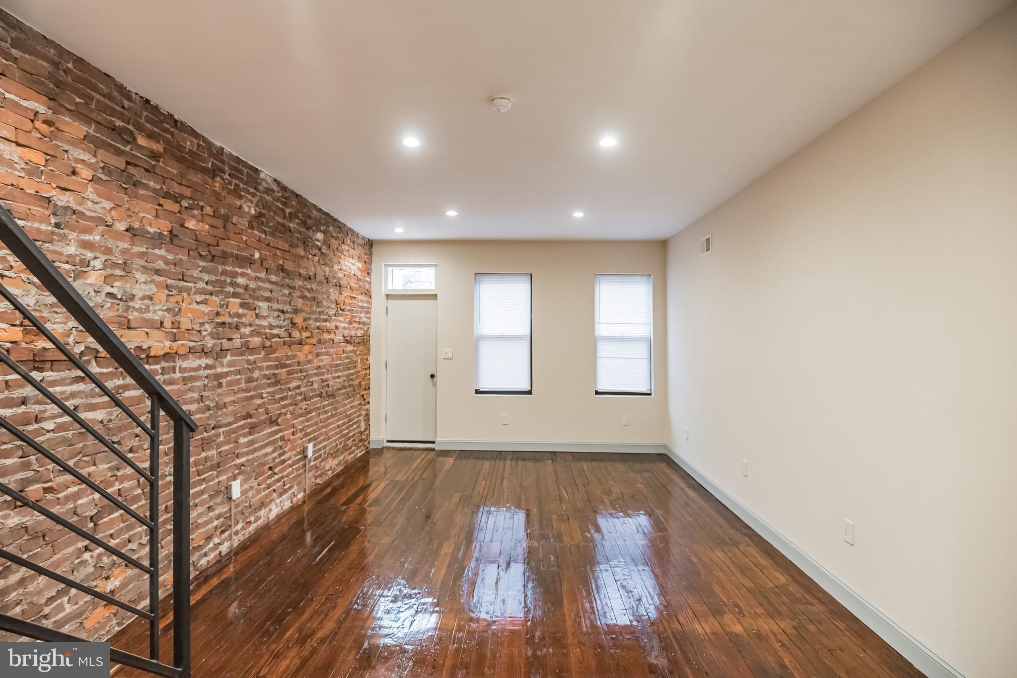 KENSINGTON - Residential