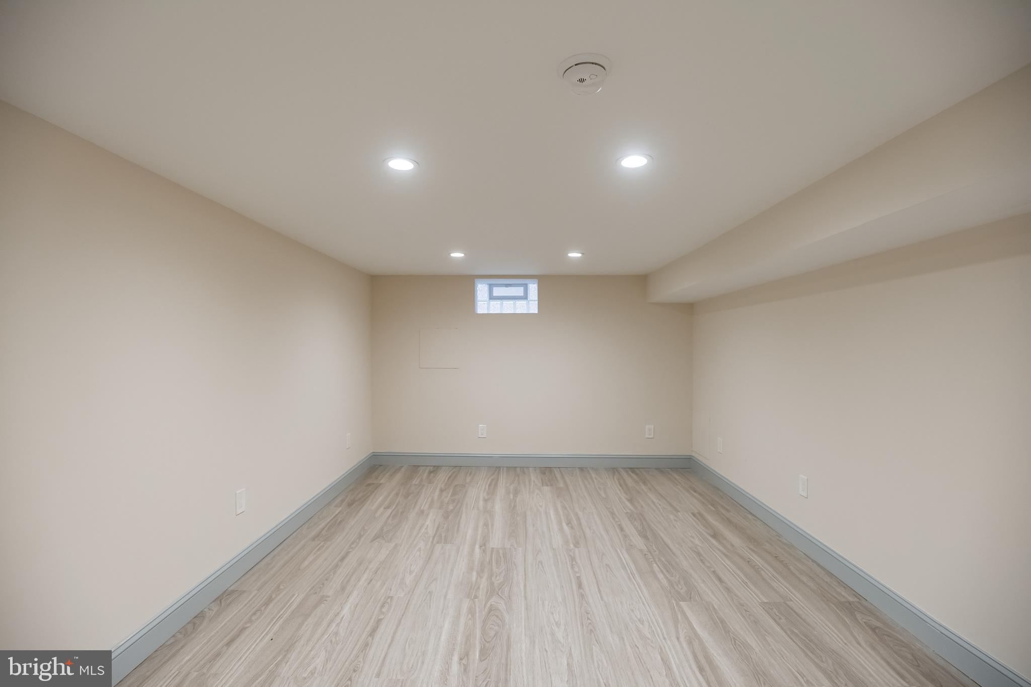 KENSINGTON - Residential