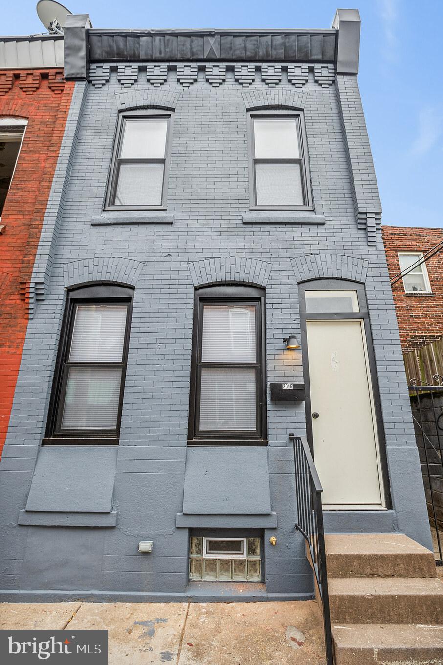 KENSINGTON - Residential