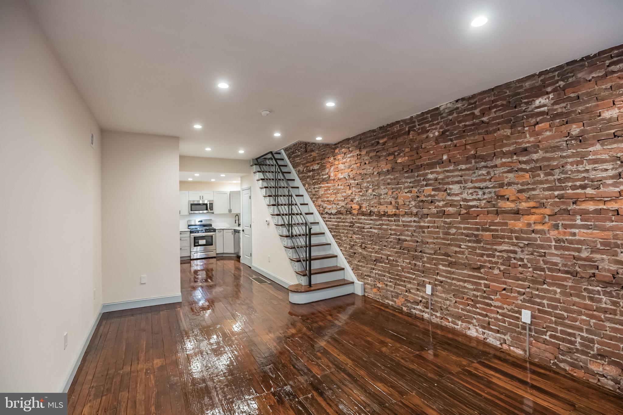 KENSINGTON - Residential