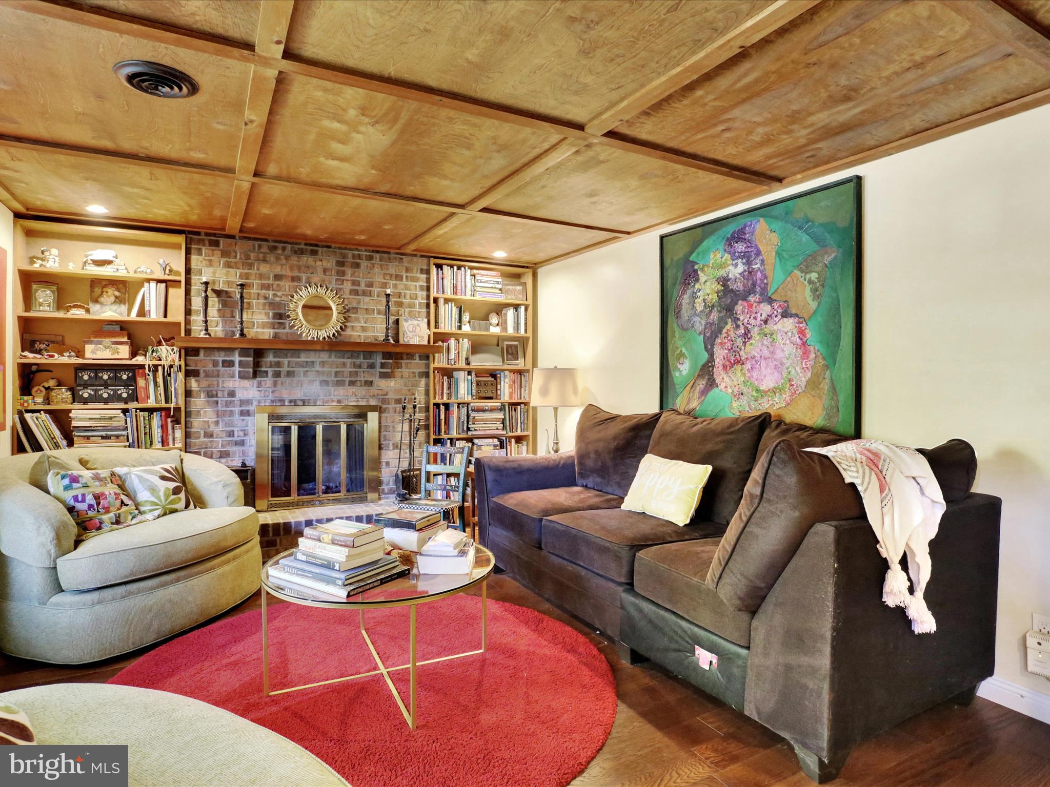 CRESTWOOD - Residential