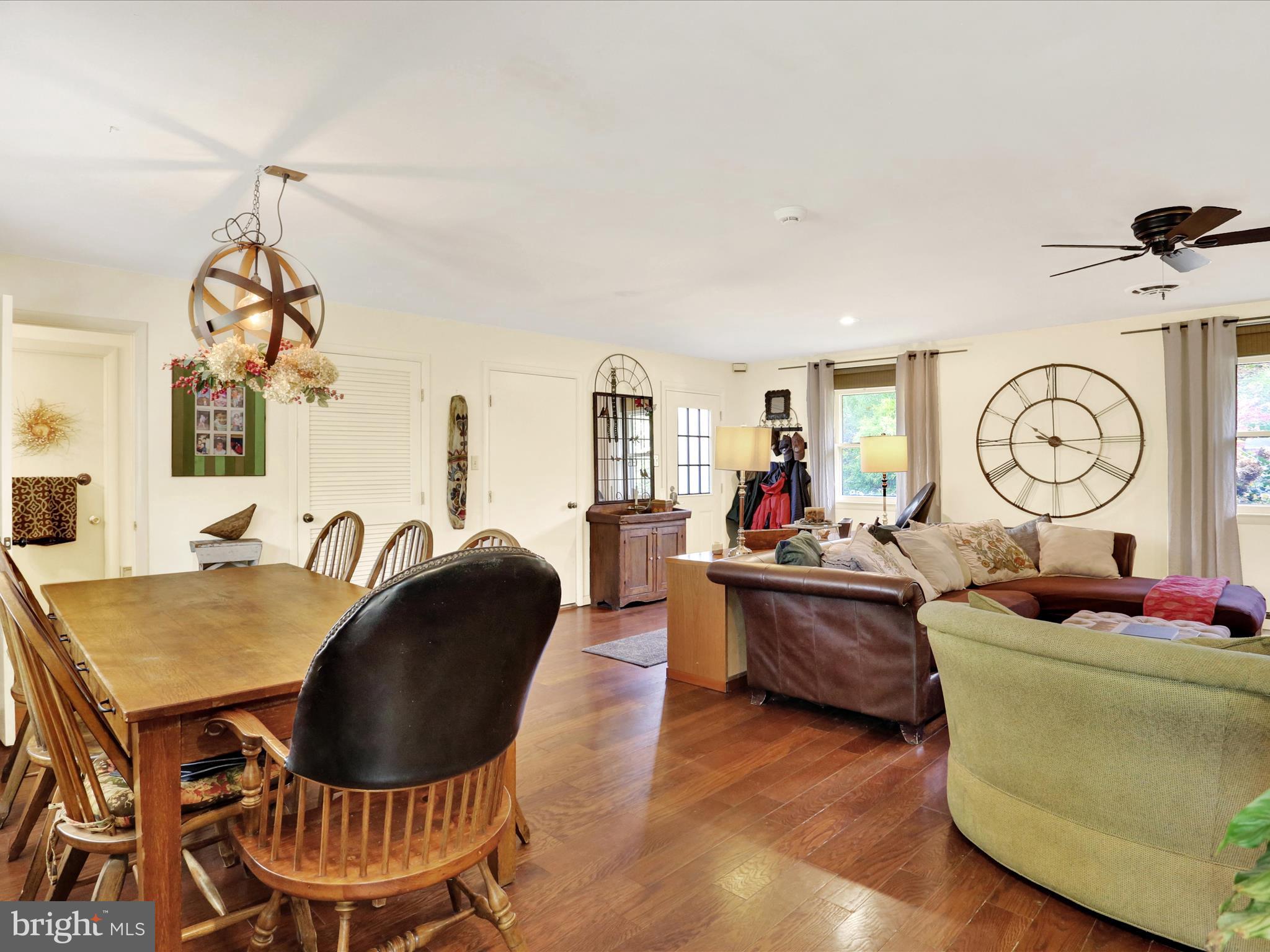 CRESTWOOD - Residential