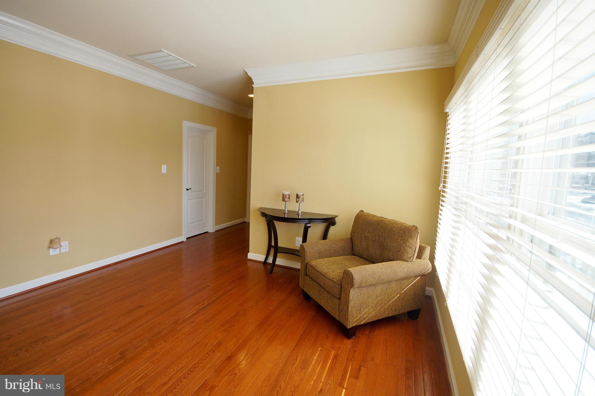 MAYMONT ESTATES - Residential Lease