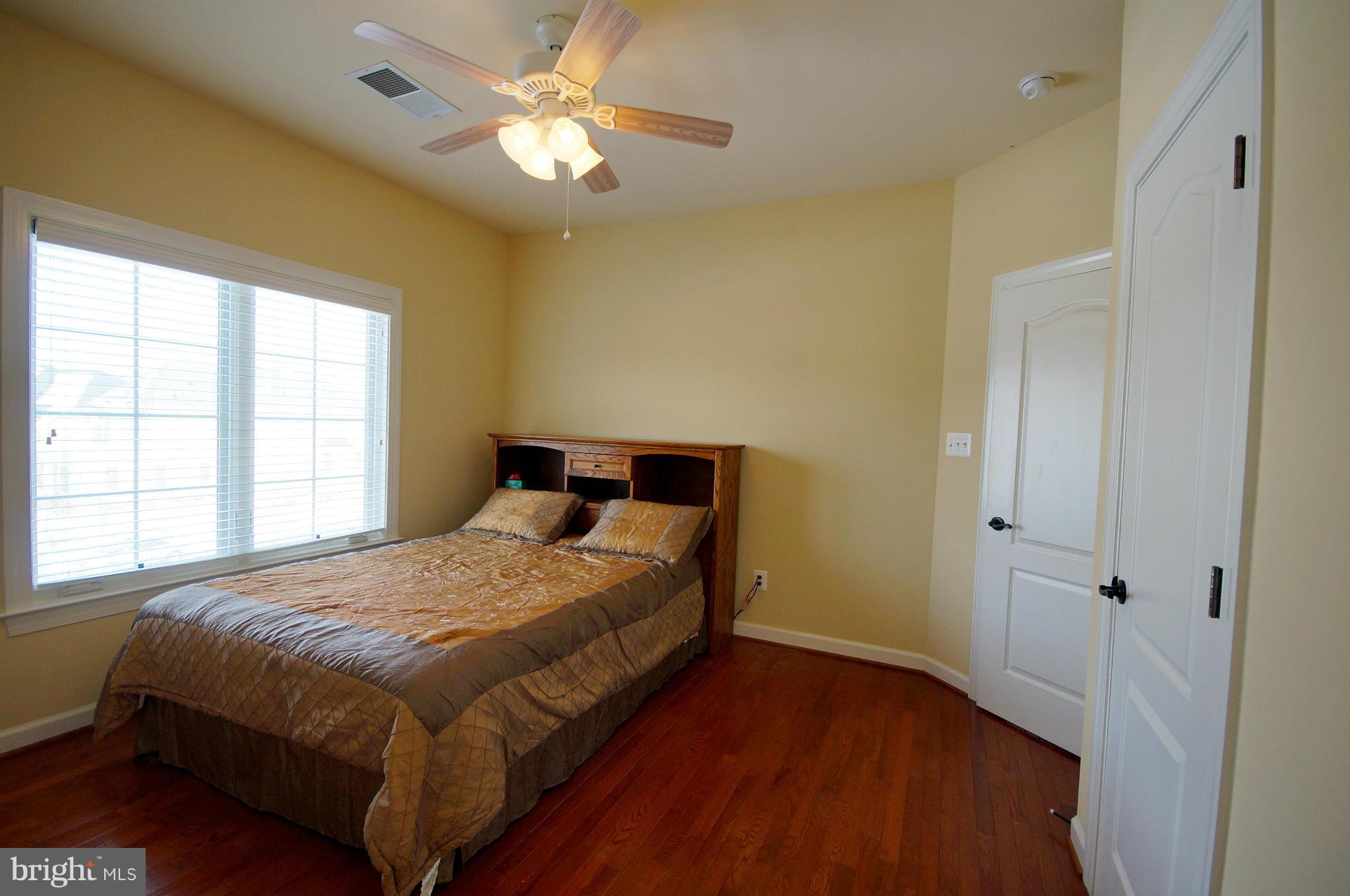 MAYMONT ESTATES - Residential Lease