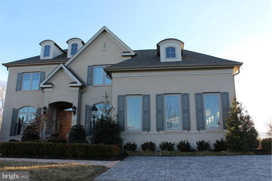 OVER 5500SQ FINISHES OPEN FLR PLN W/LOADS OF NATURAL LITE MORE THAN 320K OF UPGRADES,INCL,GLEAMING HAND SCRAPED COUNTRY WOOD,DESIGNER SHELVES,PAINT&ARTISTIC MOLDG,FLAGSTONE&METAL BLK FENCE READY4FUTURE POOL,UPGRD BTHS....GRT5BR,4BA,1HB&3CAR GARGE.SUN-FILLED BSMT, FLOWING TO PRIVT PATIO,FACING THE FARM LAND.HOME THEATER (THE EQUIPMENT DOES NOT CONVEY)/OFFICE