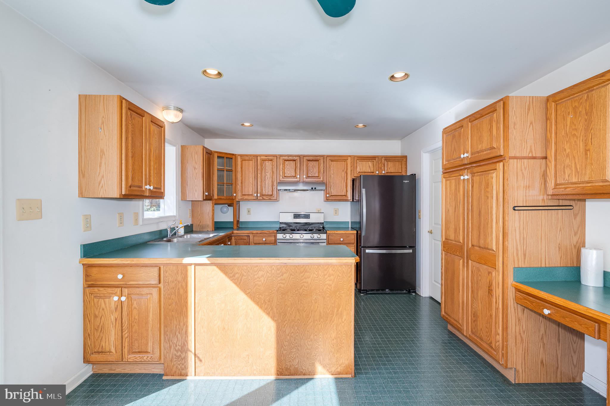 APPLE BLOSSOM MEADOWS - Residential