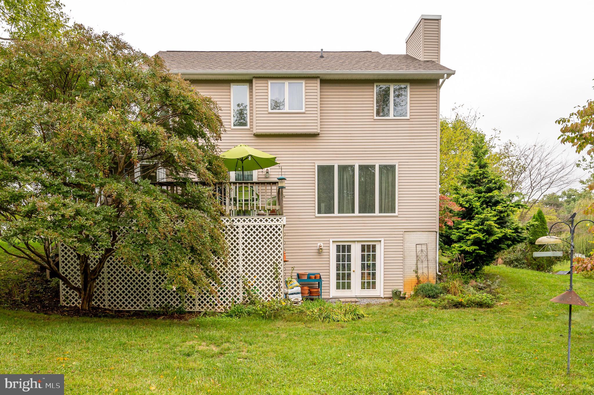 APPLE BLOSSOM MEADOWS - Residential