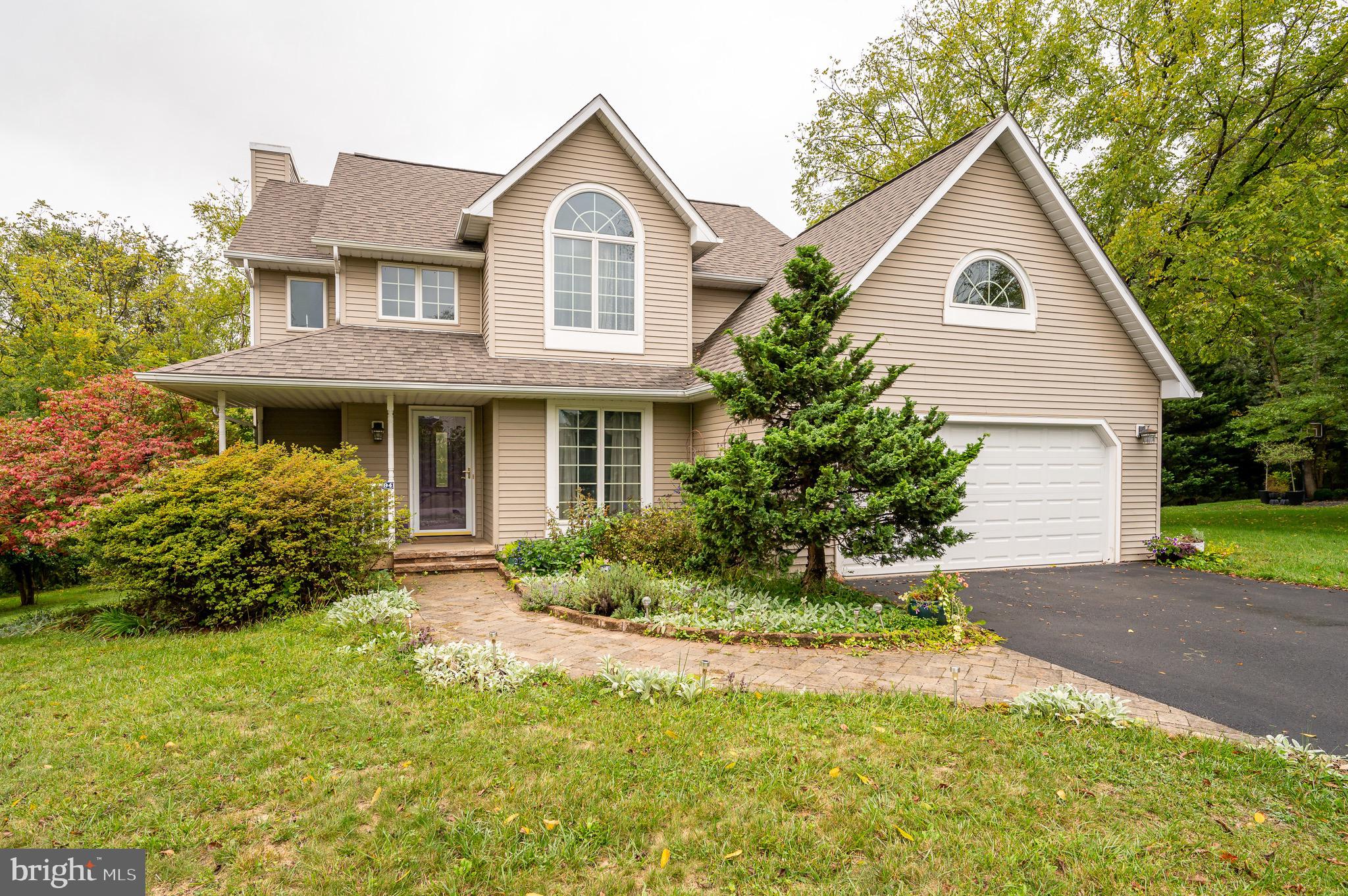 APPLE BLOSSOM MEADOWS - Residential