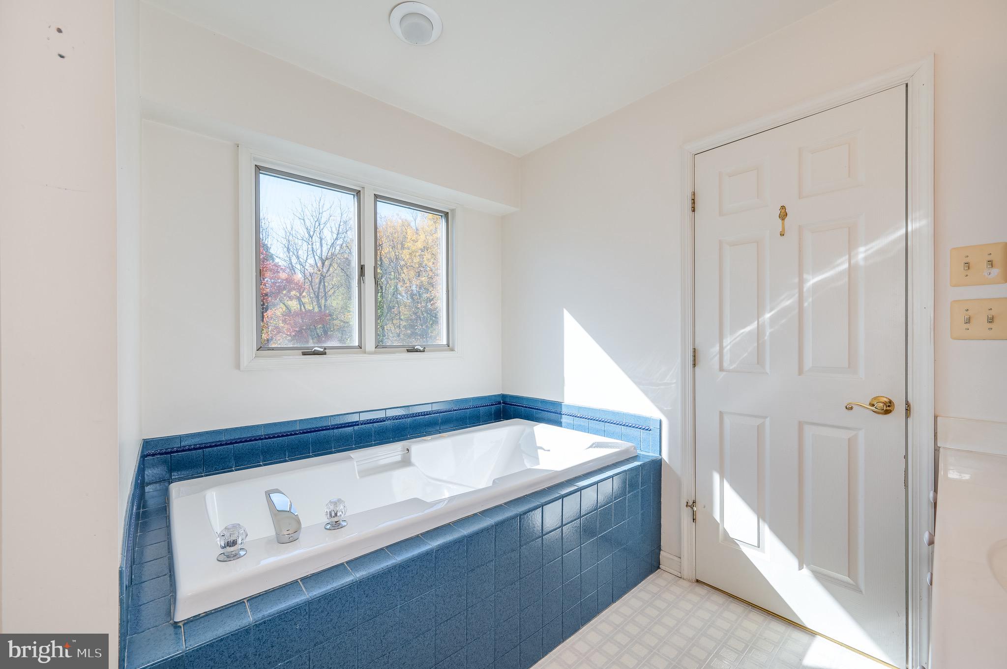 APPLE BLOSSOM MEADOWS - Residential