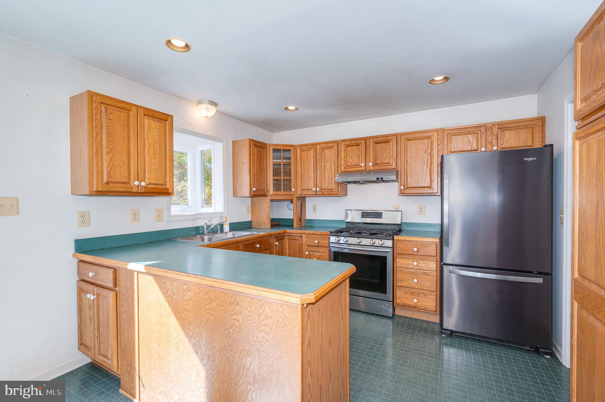 APPLE BLOSSOM MEADOWS - Residential