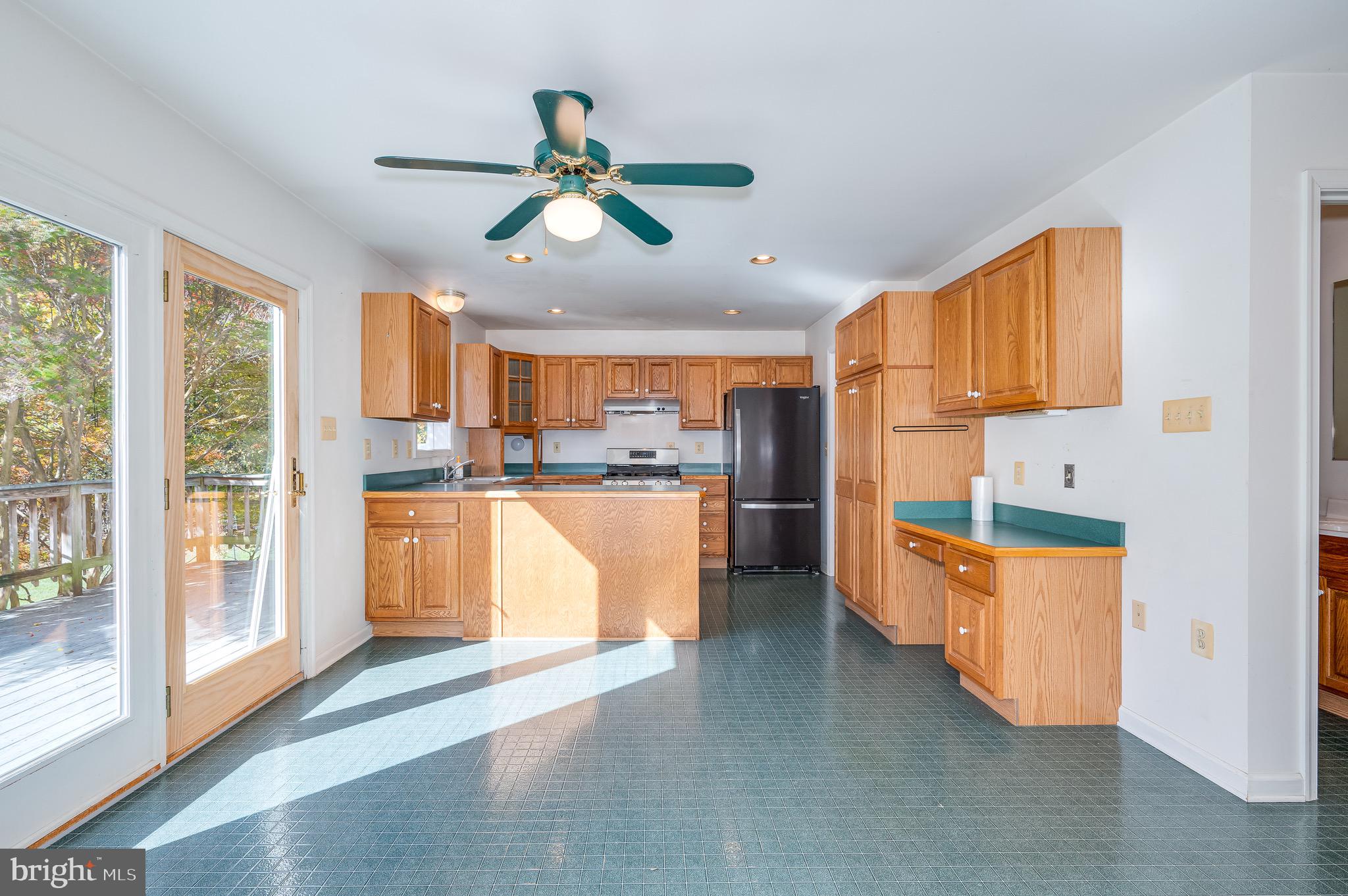 APPLE BLOSSOM MEADOWS - Residential