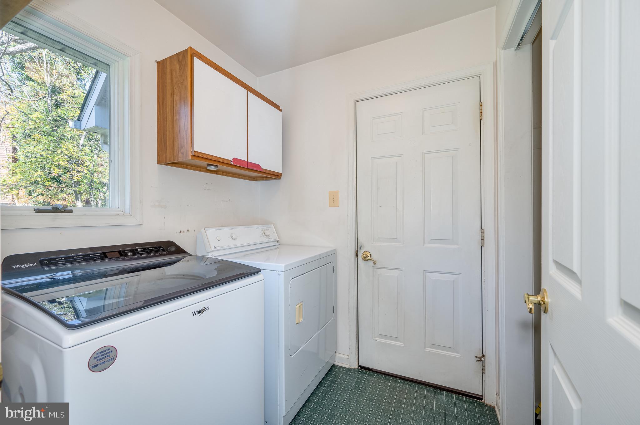 APPLE BLOSSOM MEADOWS - Residential