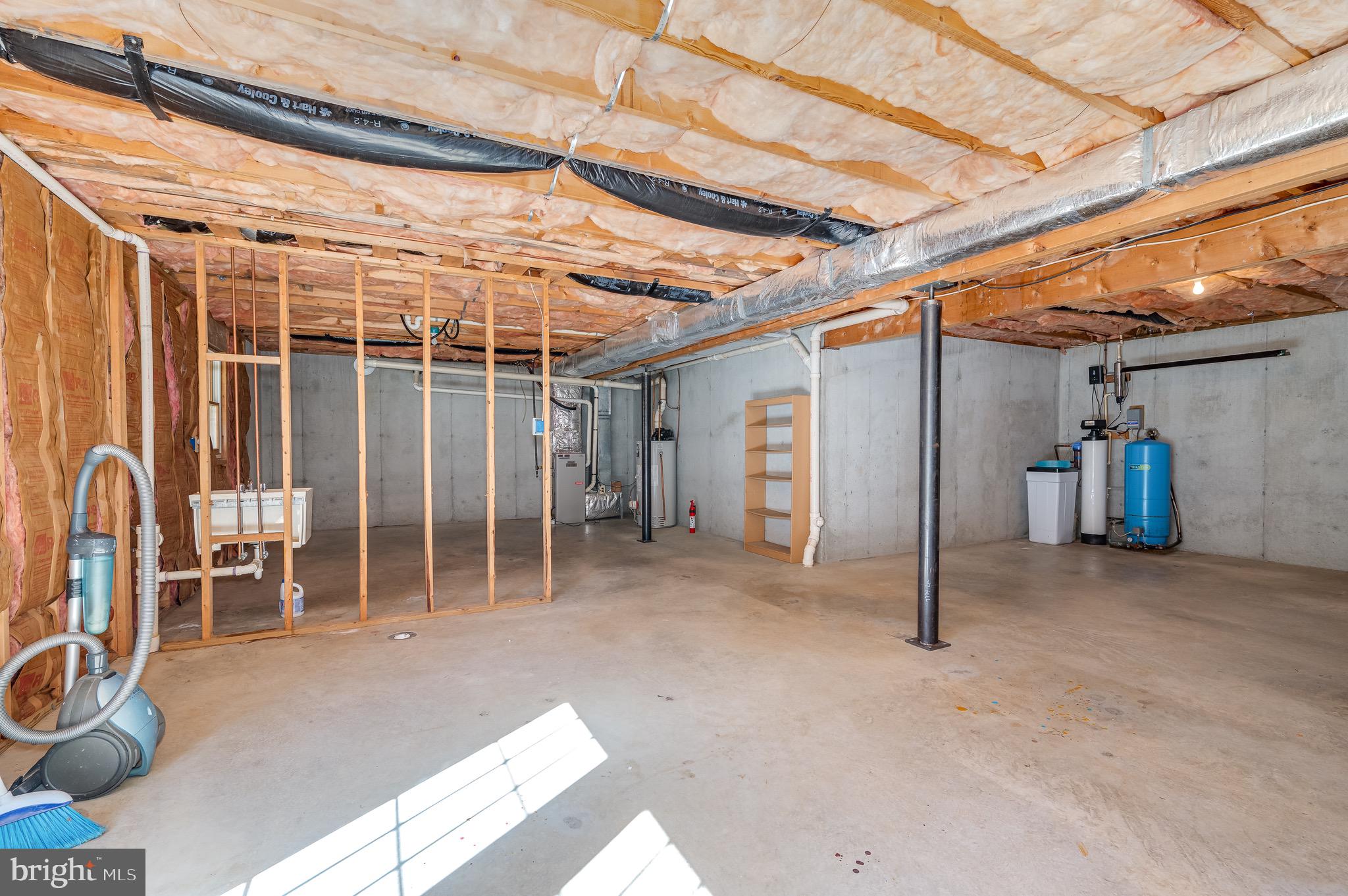 APPLE BLOSSOM MEADOWS - Residential