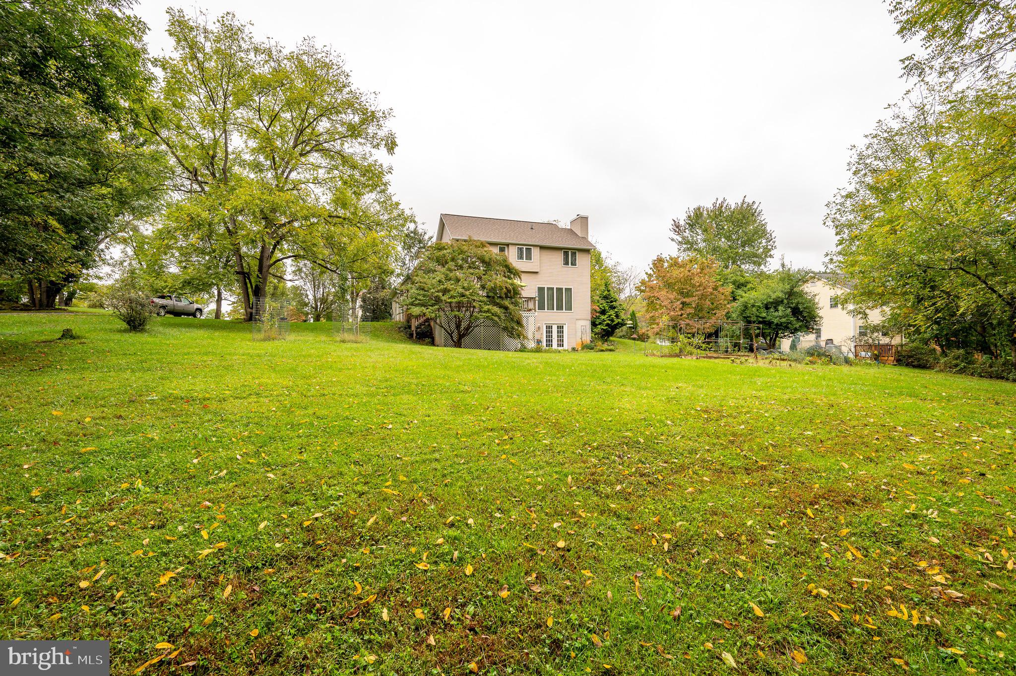 APPLE BLOSSOM MEADOWS - Residential