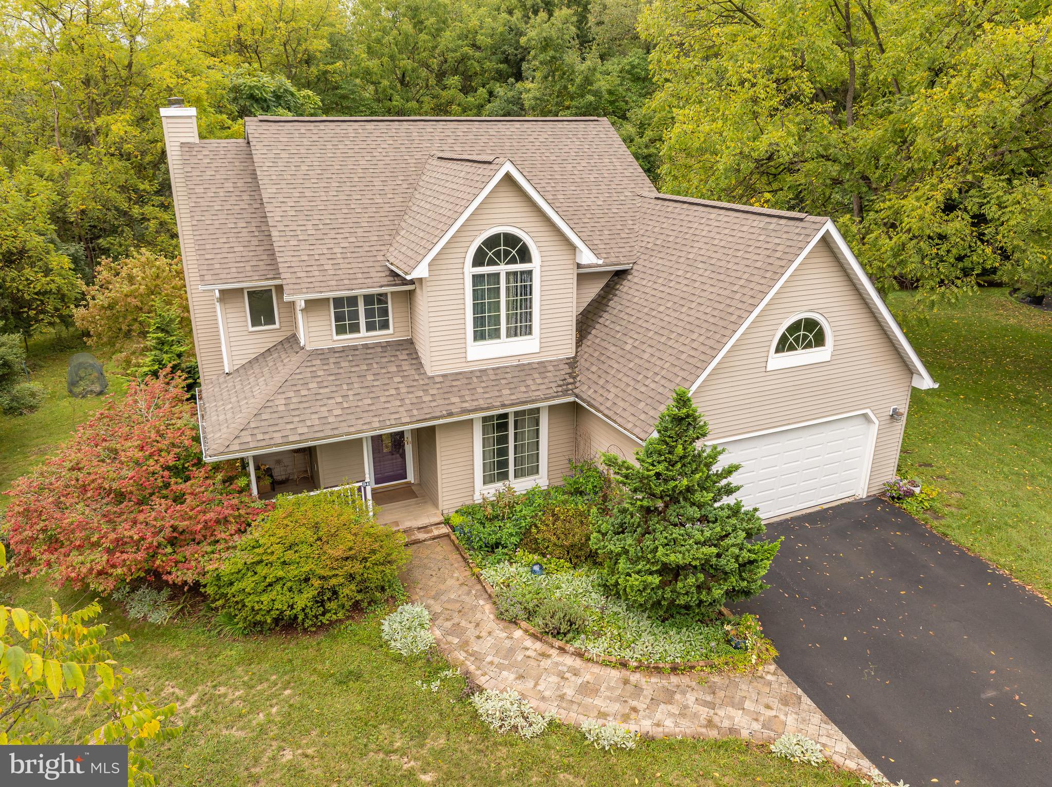 APPLE BLOSSOM MEADOWS - Residential
