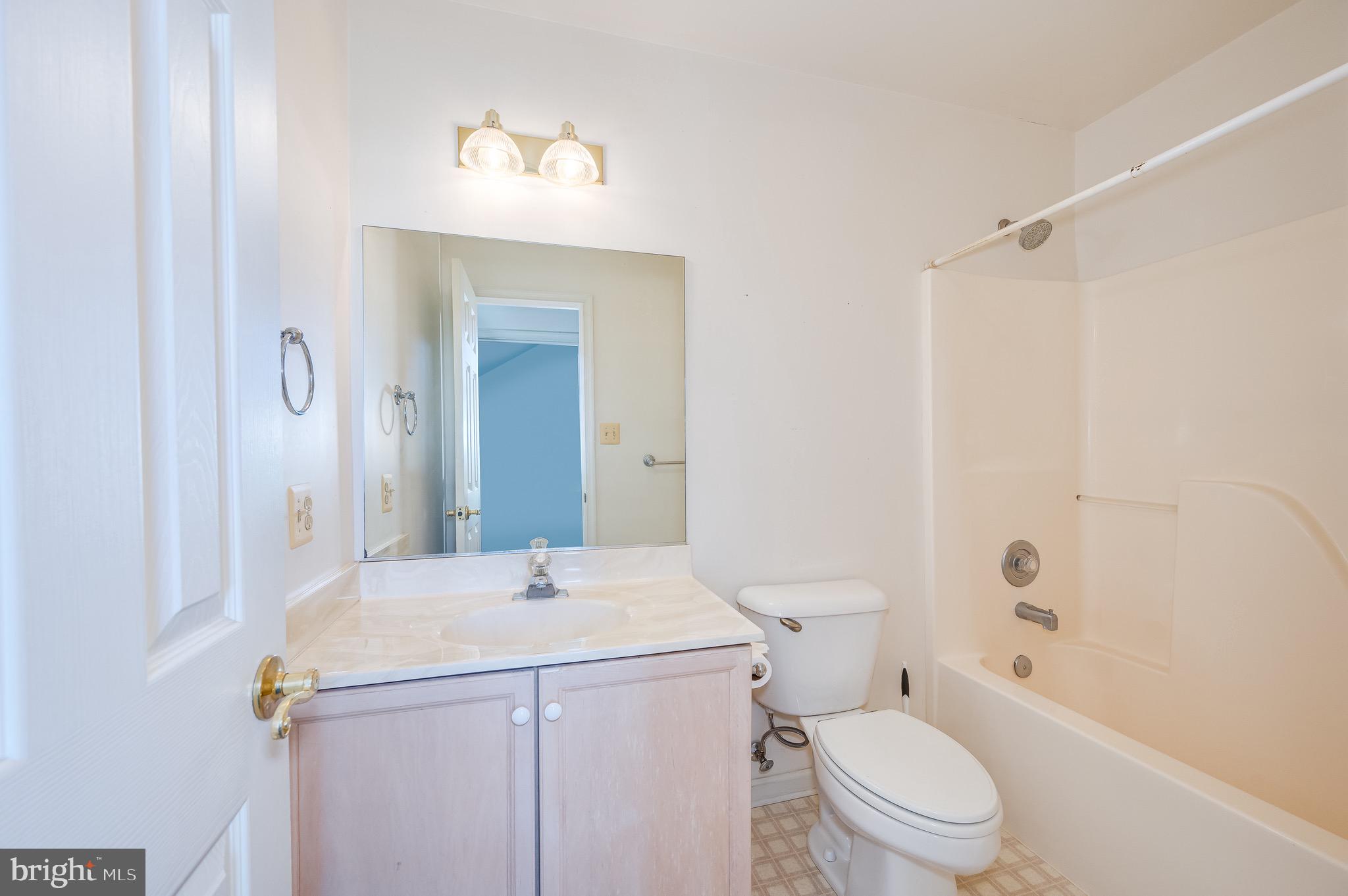 APPLE BLOSSOM MEADOWS - Residential