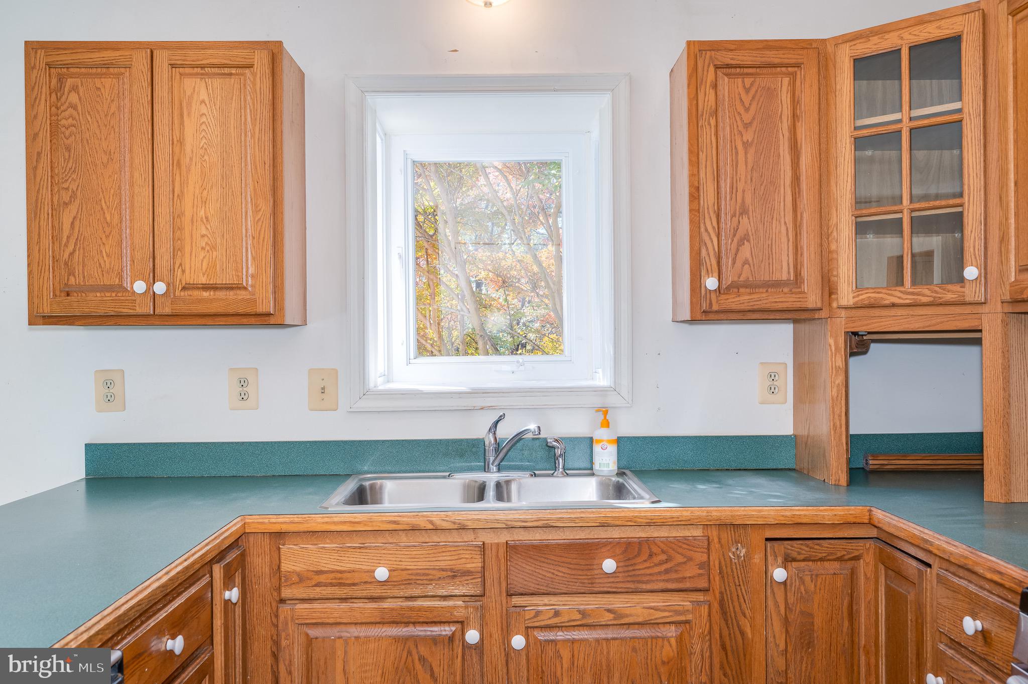 APPLE BLOSSOM MEADOWS - Residential