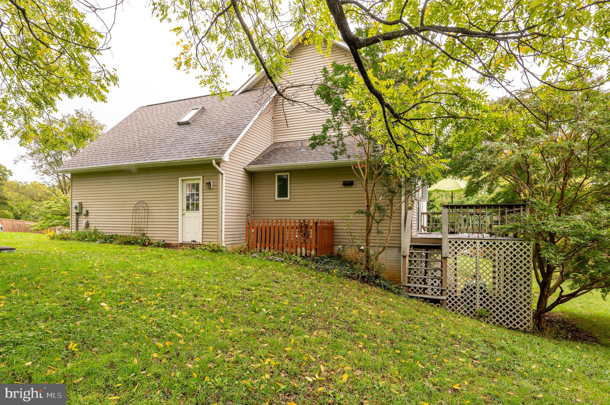 APPLE BLOSSOM MEADOWS - Residential
