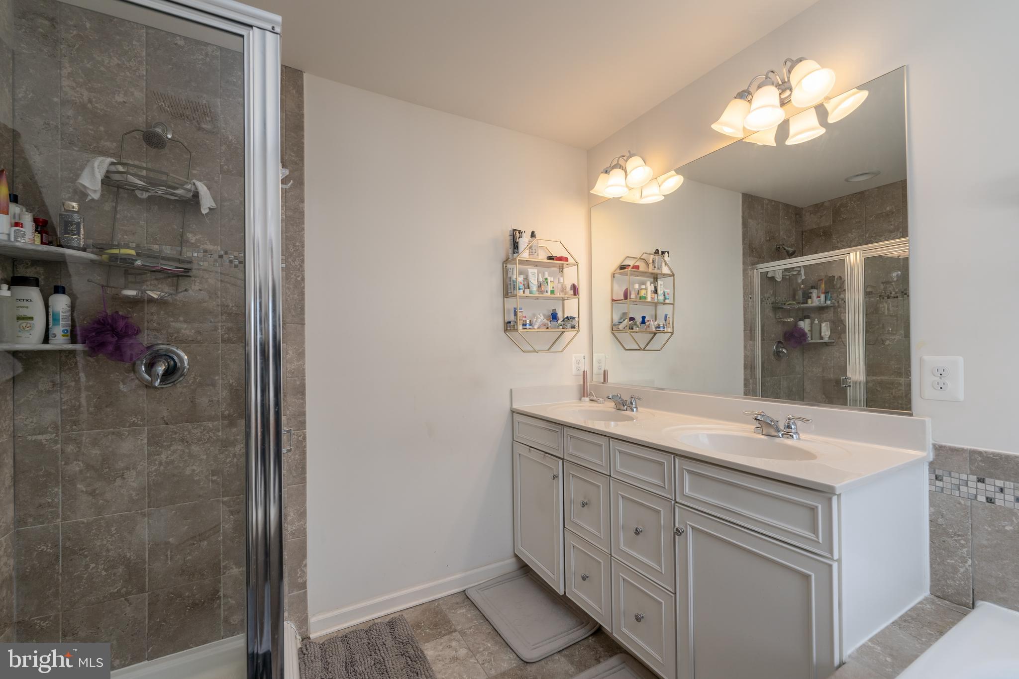 BALLARD GREEN - Residential