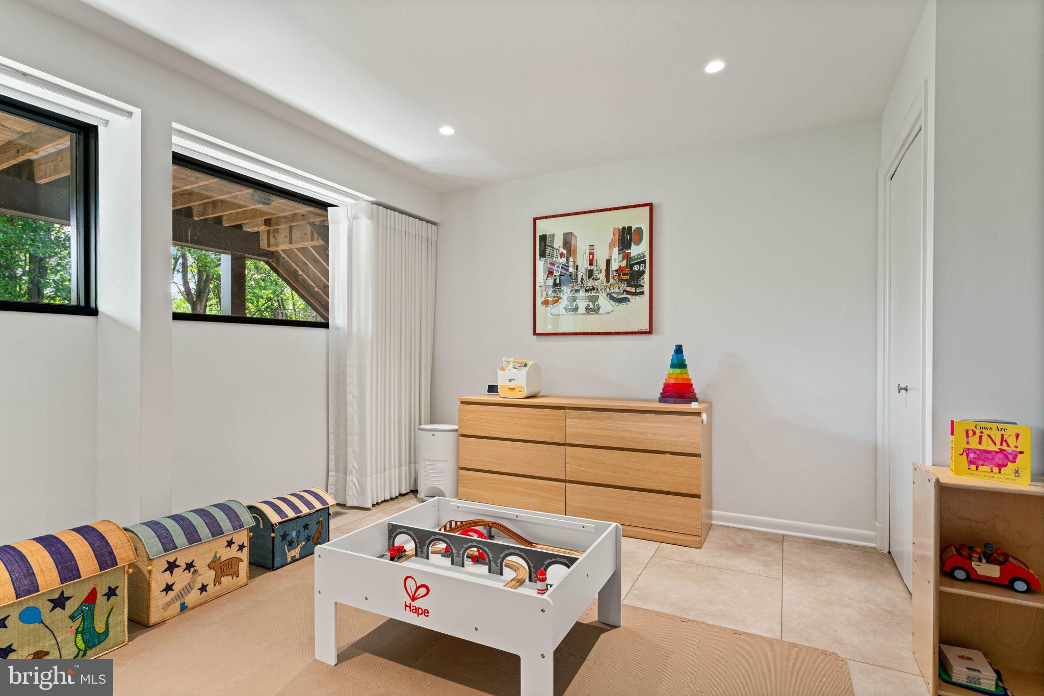 VILLAMAY - Residential