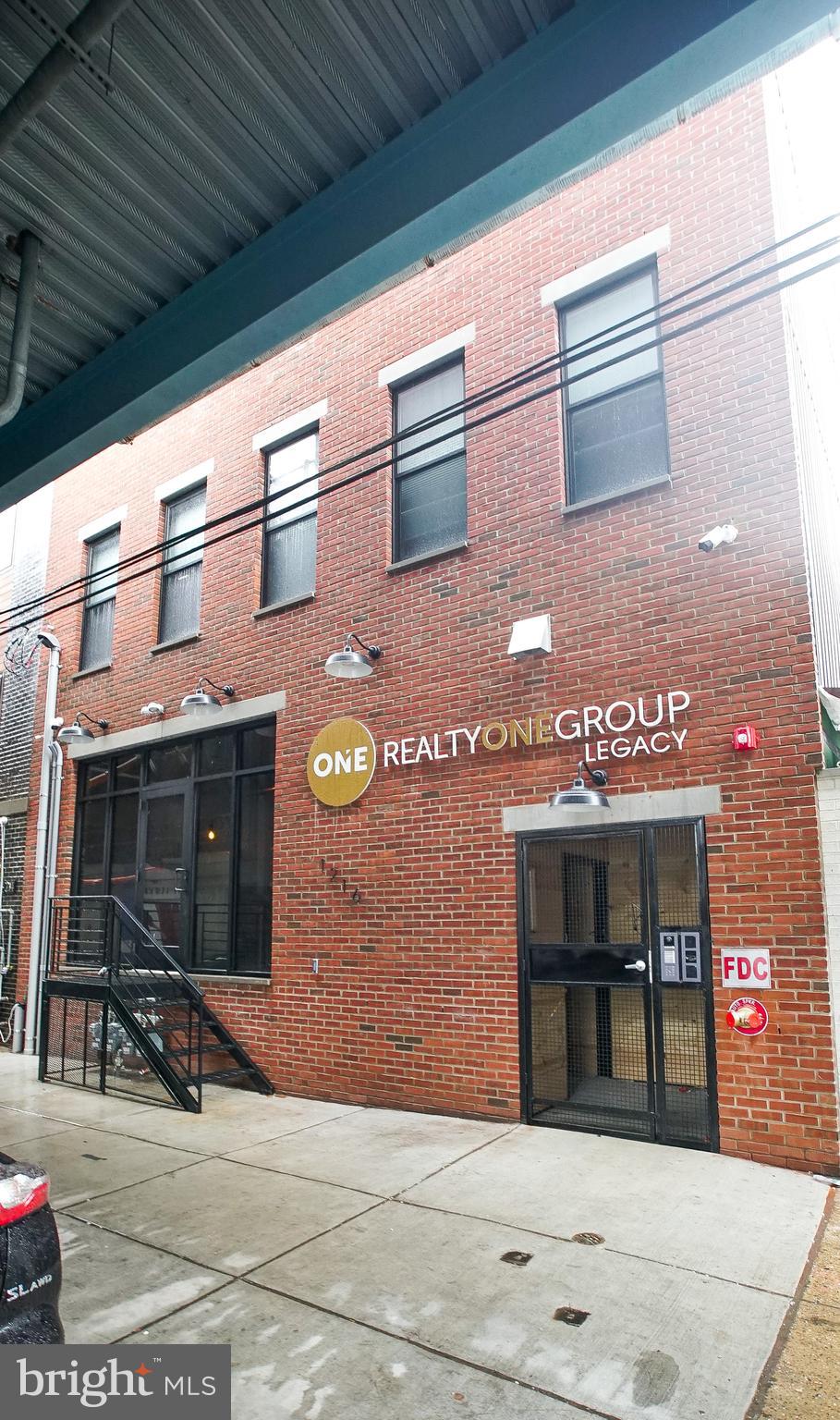 This brand new building in the heart of booming and trendy Fishtown is ready for you! Tenants will enjoy three incredible bedrooms with hardwood floors, large windows bringing in lots of natural light, and incredible views of Center City. The large kitchen is complete with high-end luxury finishes, stainless steel appliances, white shaker cabinets, and granite counter tops. This unit also comes fully furnished! Washer and dryer included in the unit - never go to the laundromat again! Located in prime Fishtown, this unit is walking distance from The Garage, Front Street Cafe, El Bar, Barcade, Frankford Hall, Wm Mulherin & Sons, Joe's Steaks, City Fitness Gym, Evil Genius Microbrew, The Filmore Johnny Brenda's, River's Casino, and all that Front St, Girard Ave, and Frankford Ave have to offer! Steps from the Market-Frankford line, trolley stops, and the 1 line for SEPTA. Easy access to 95 and 676 make this property a commuter's paradise. Plenty of unmetered street parking as well as a paid lots two blocks away. You don't want to miss out on being in the middle of this thriving neighborhood!